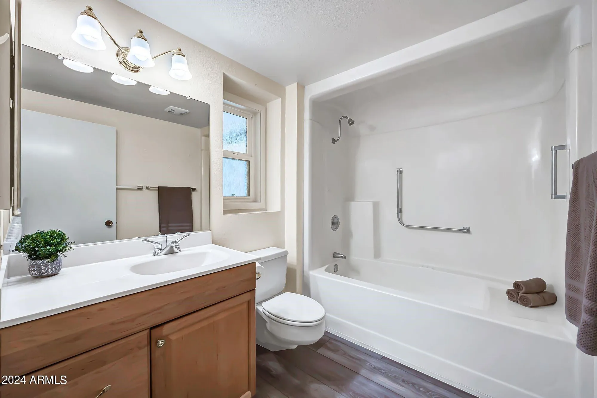 Property Slideshow image 19 of 30 | 16842 n 103rd dr, Sun City, AZ, 85351