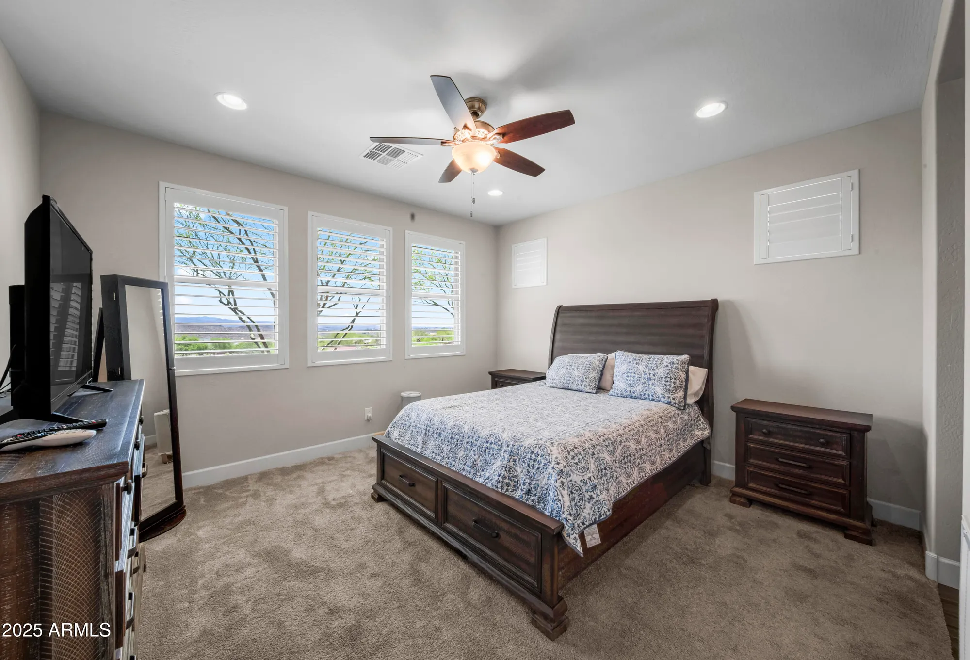 Property Slideshow image 13 of 37 | 3875 goldmine canyon way, Wickenburg, AZ, 85390