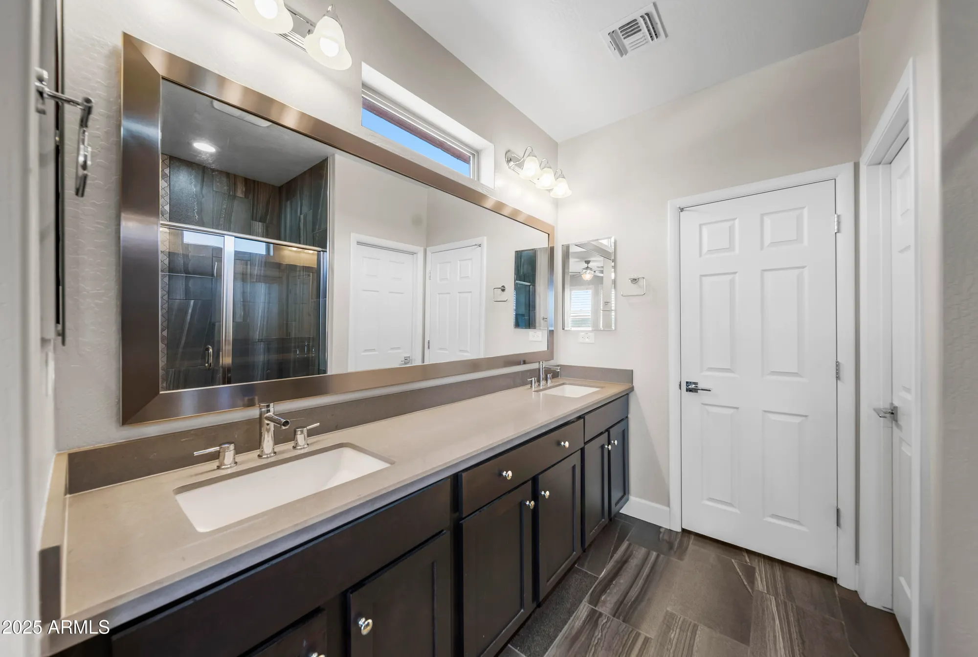 Property Slideshow image 16 of 37 | 3875 goldmine canyon way, Wickenburg, AZ, 85390