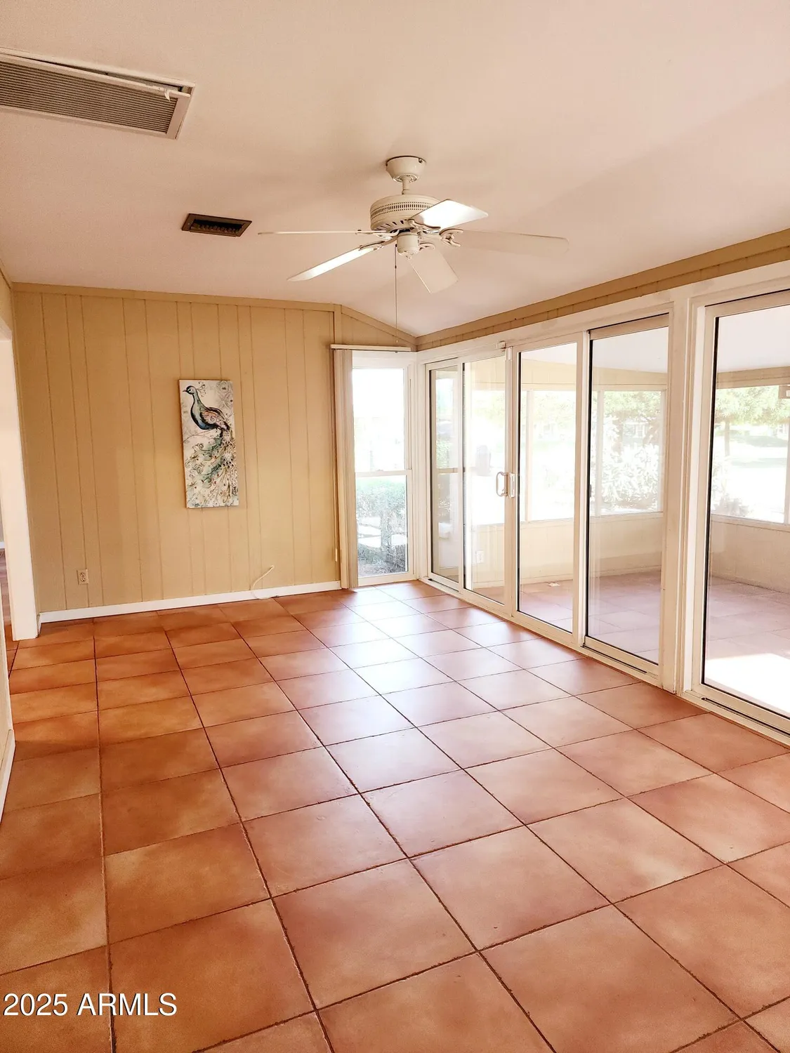 Property Slideshow image 9 of 53 | 9939 w ironwood dr, Sun City, AZ, 85351