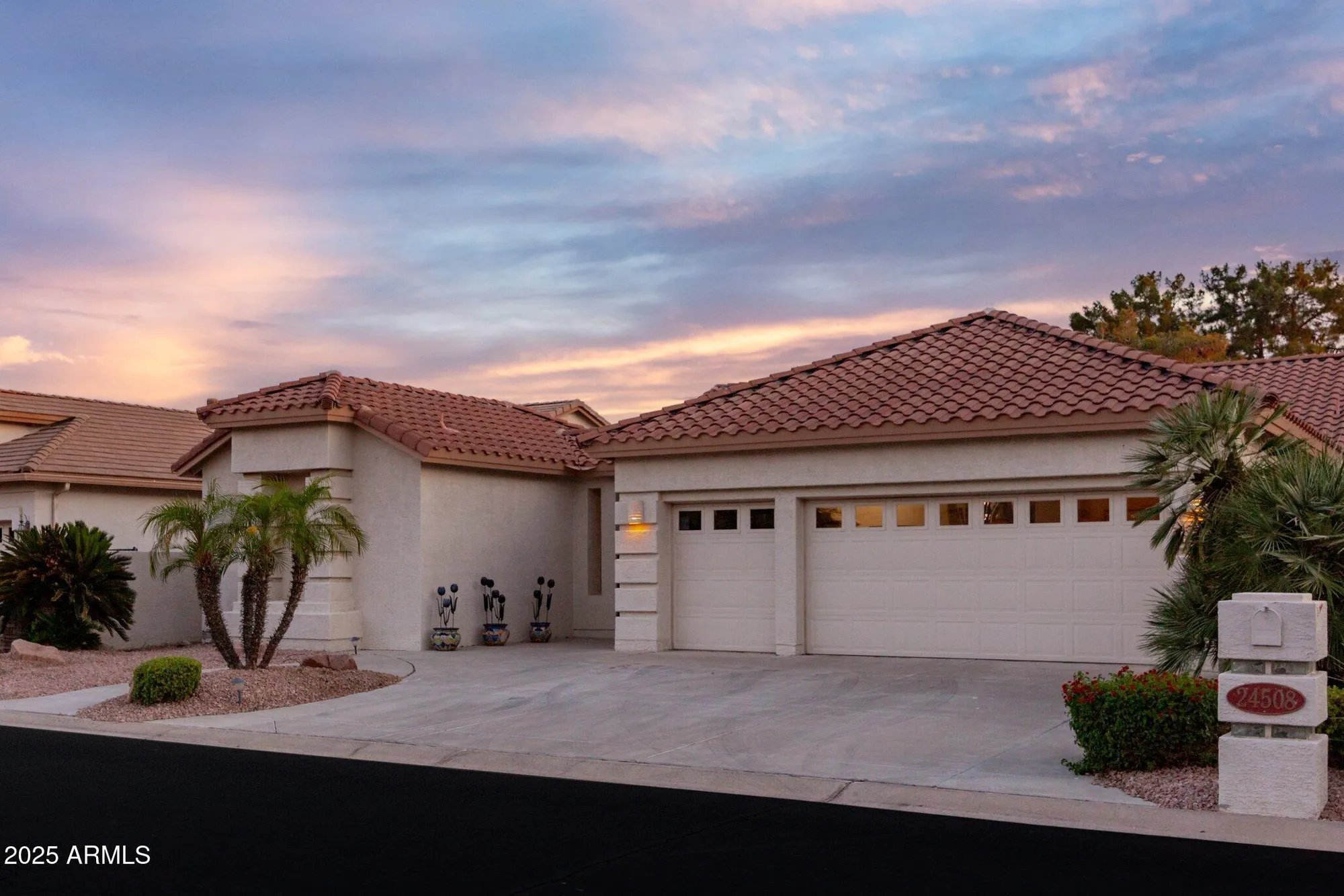 Property Slideshow image 17 of 89 | 24508 s lakeway cir, Sun Lakes, AZ, 85248