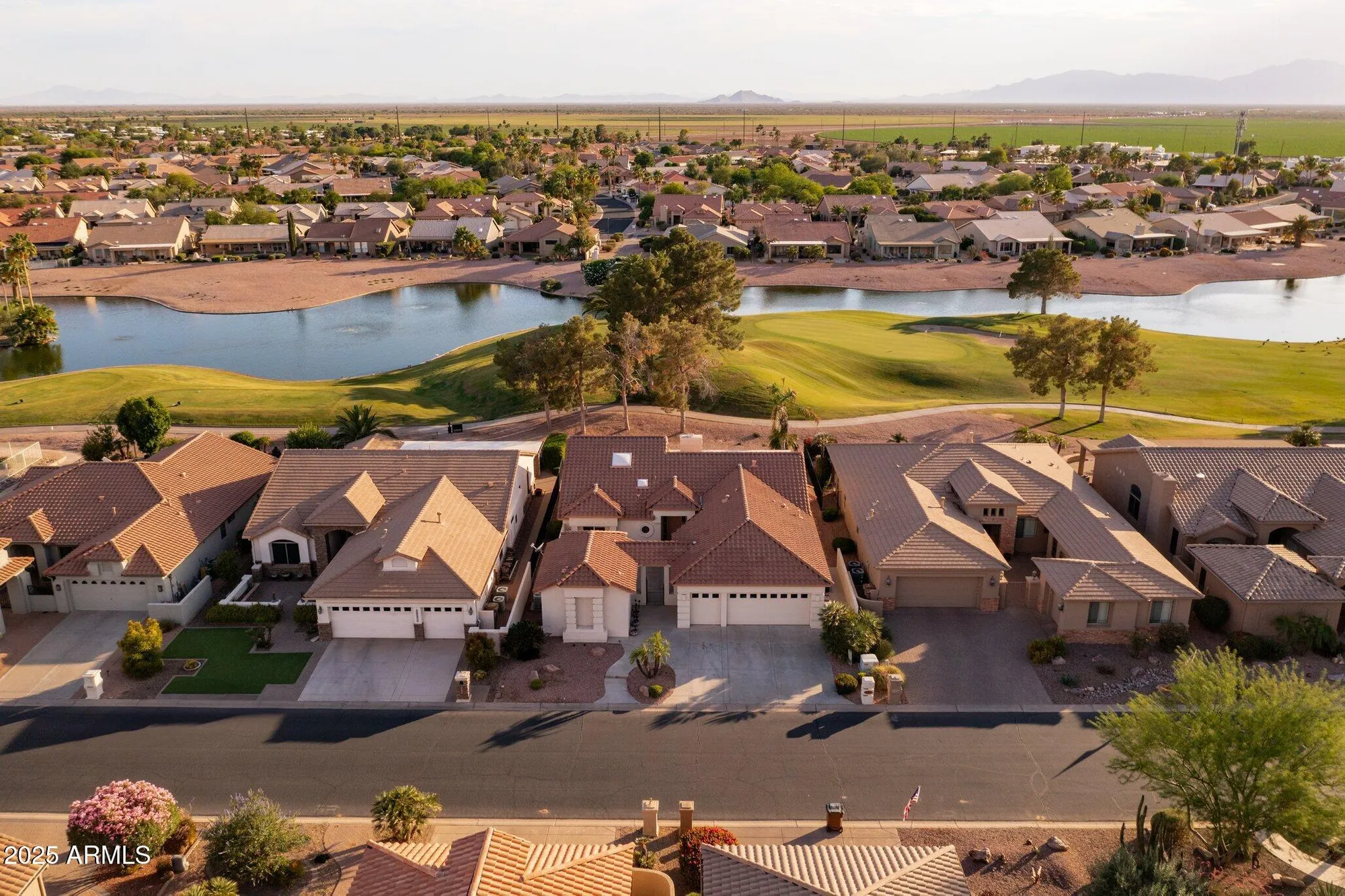 Property Slideshow image 2 of 89 | 24508 s lakeway cir, Sun Lakes, AZ, 85248