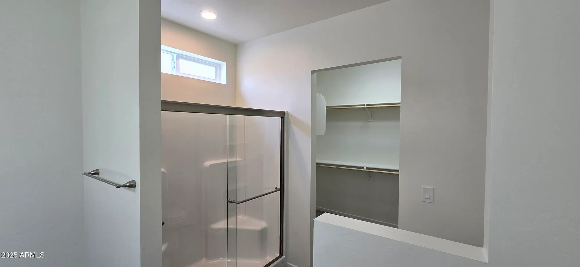 Property Slideshow image 20 of 34 | 307 s meadowood ln, Sierra Vista, AZ, 85635