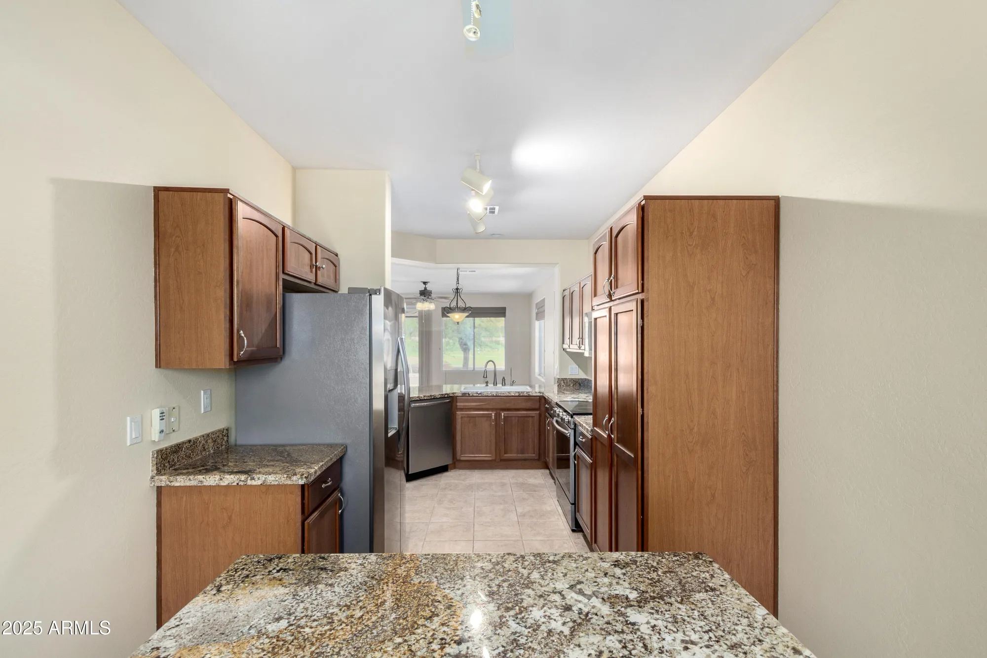 Property Slideshow image 11 of 33 | 22508 w antelope trl, Buckeye, AZ, 85326