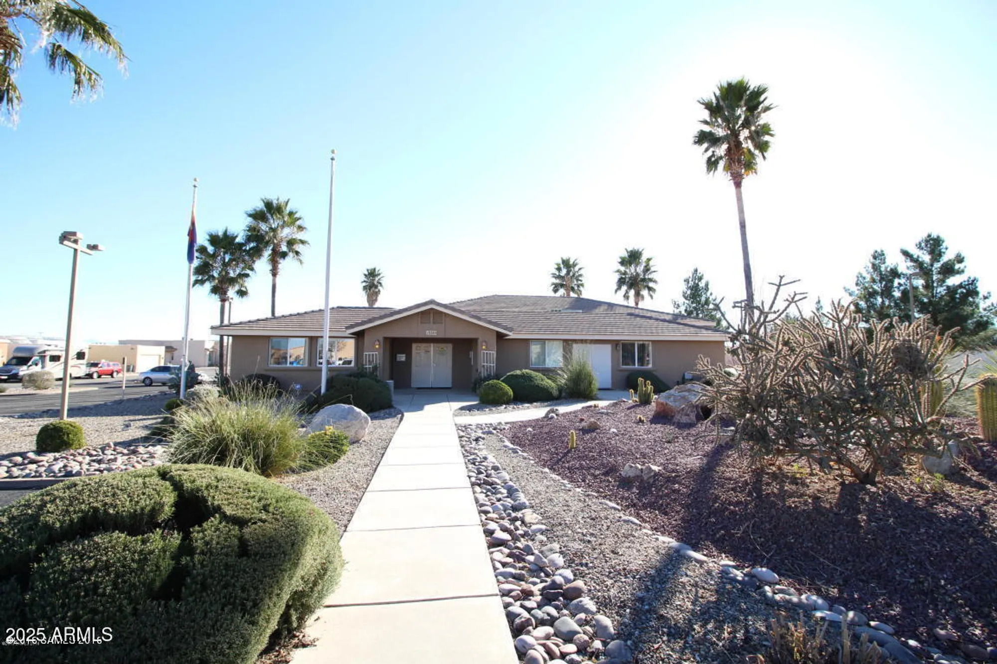 Property Slideshow image 24 of 34 | 307 s meadowood ln, Sierra Vista, AZ, 85635