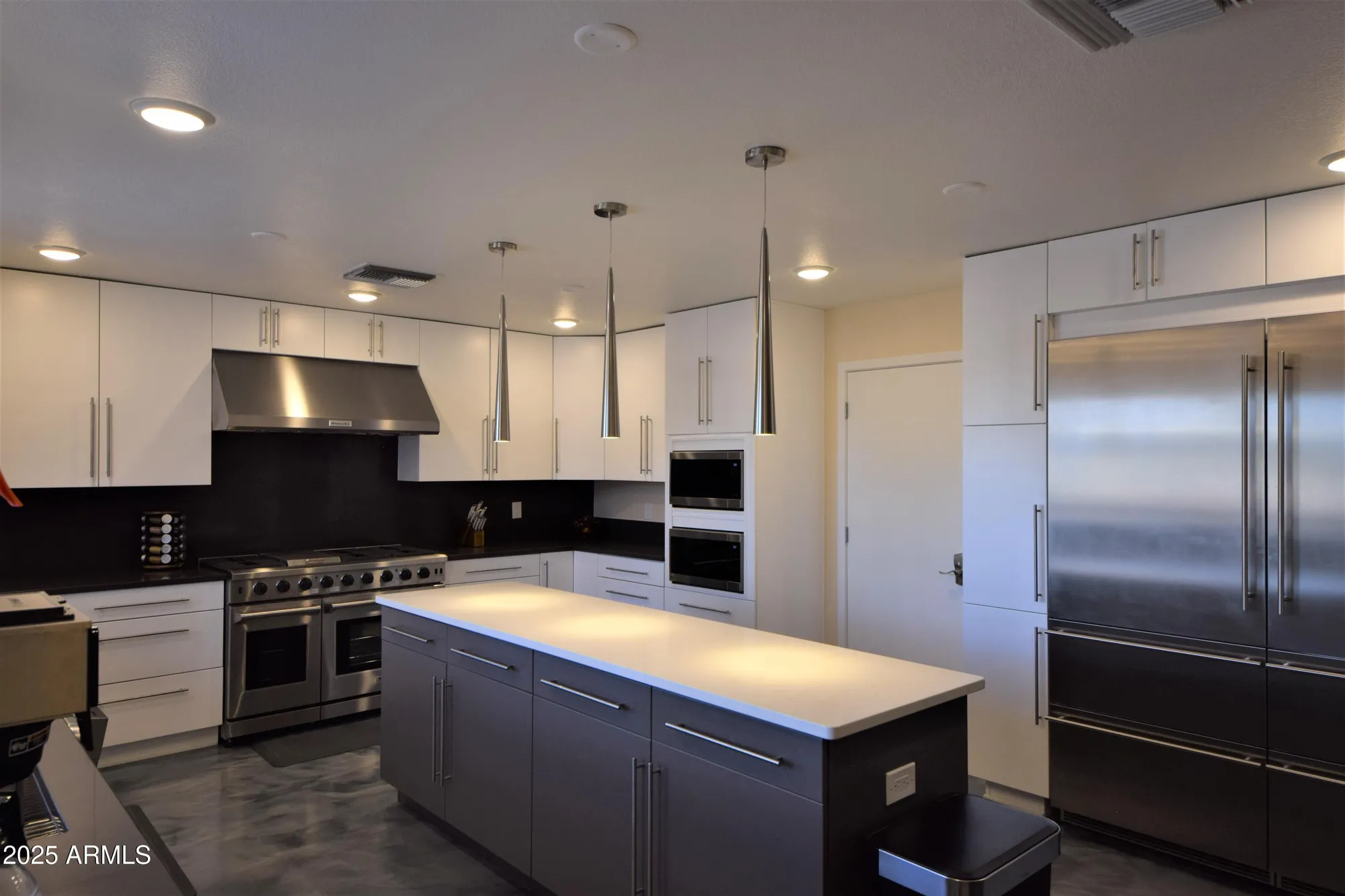 Property Slideshow image 22 of 28 | 760 s chase st, Sierra Vista, AZ, 85635