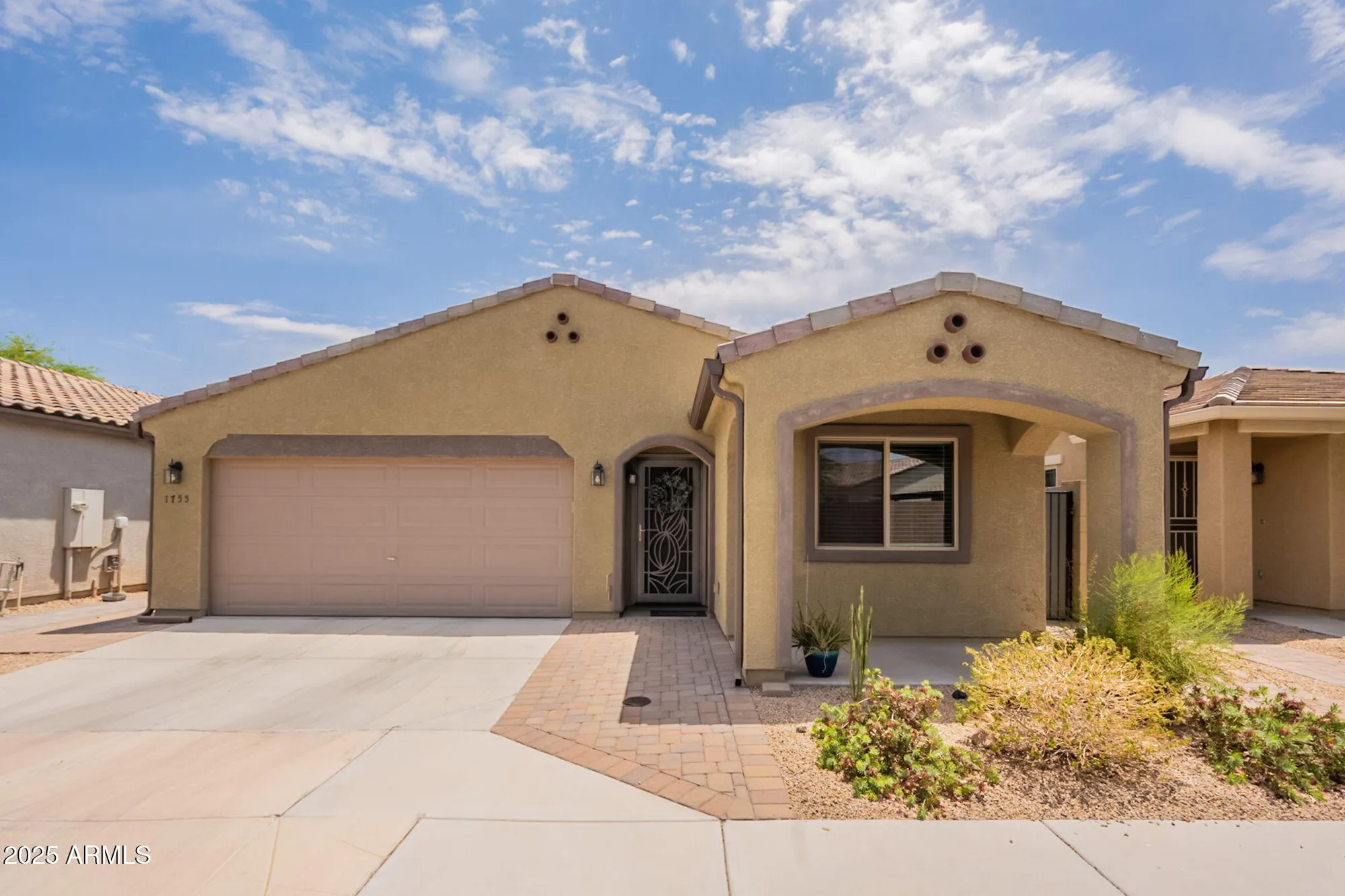 Property Slideshow image 3 of 48 | 1755 e mesquite ave, Apache Junction, AZ, 85119