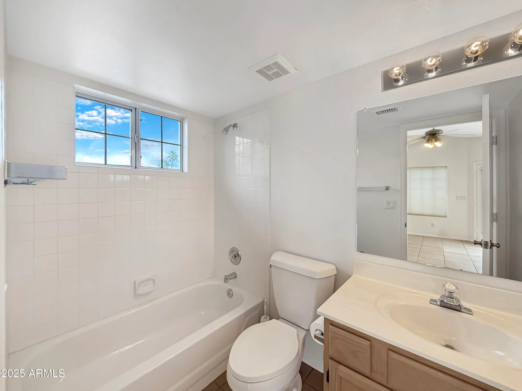 Property Slideshow image 15 of 17 | 14235 w shawnee trl, Surprise, AZ, 85374