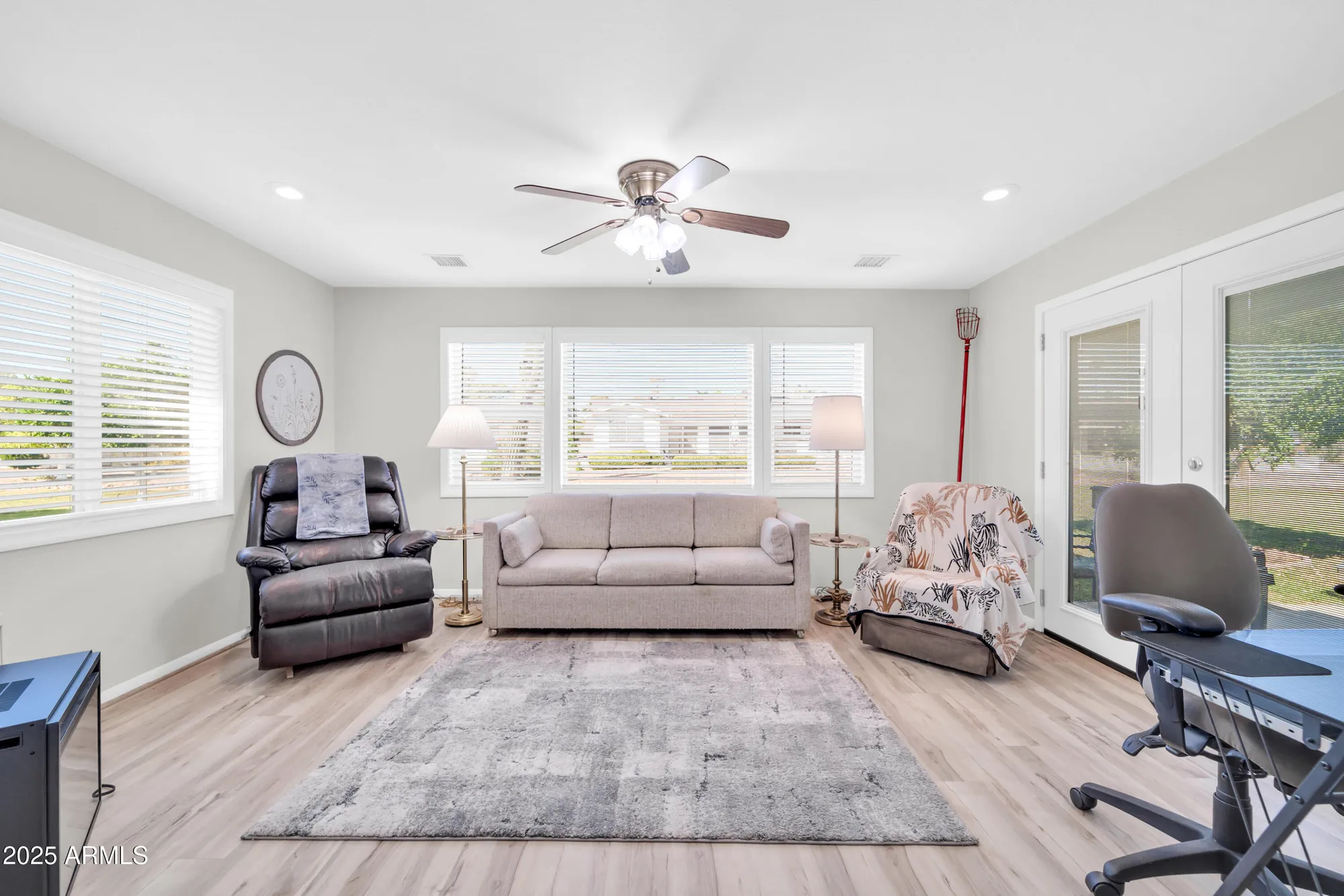 Property Slideshow image 16 of 34 | 10873 w clair dr, Sun City, AZ, 85351