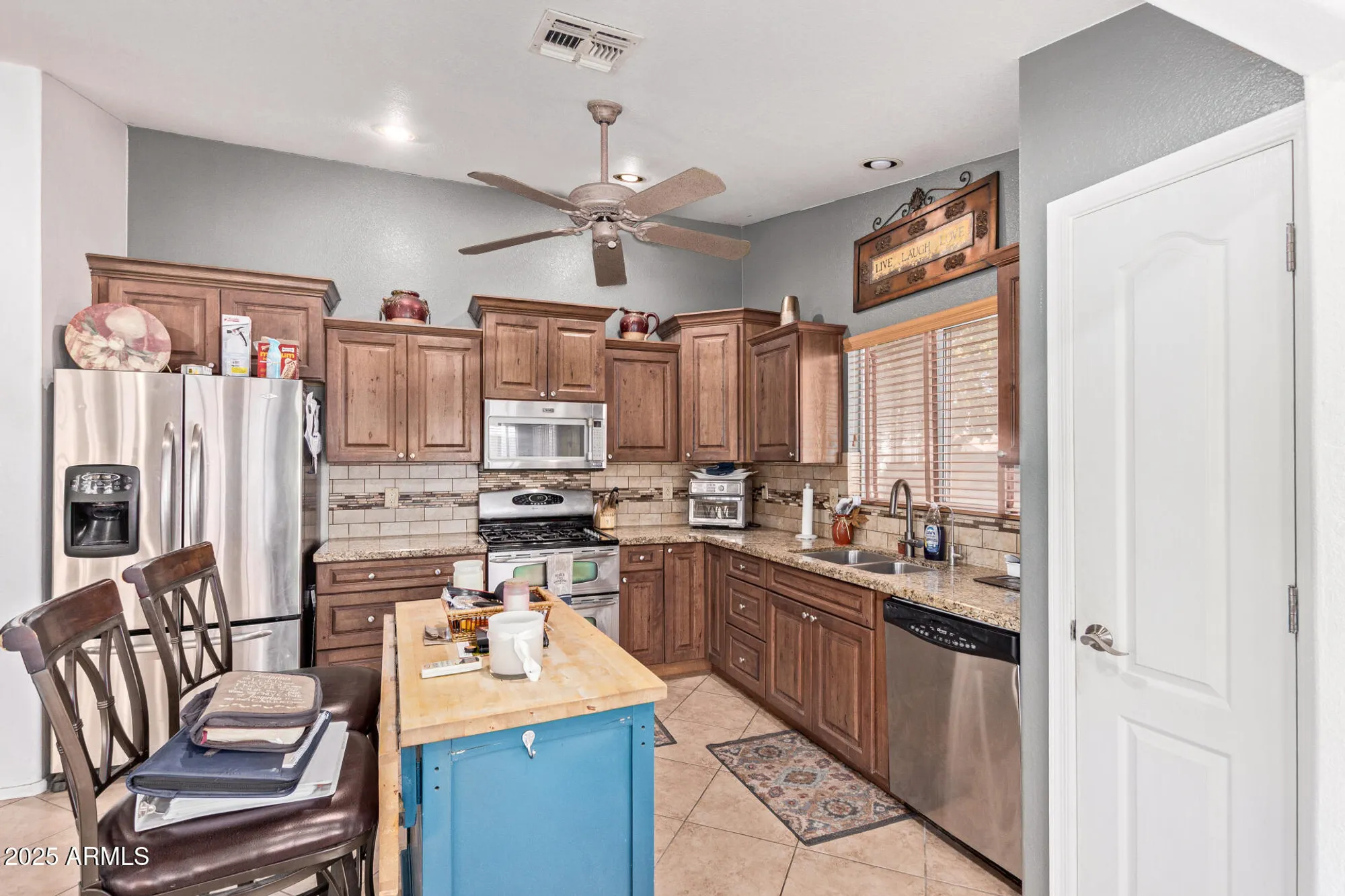 Property Slideshow image 12 of 35 | 20769 n 106th ln, Peoria, AZ, 85382