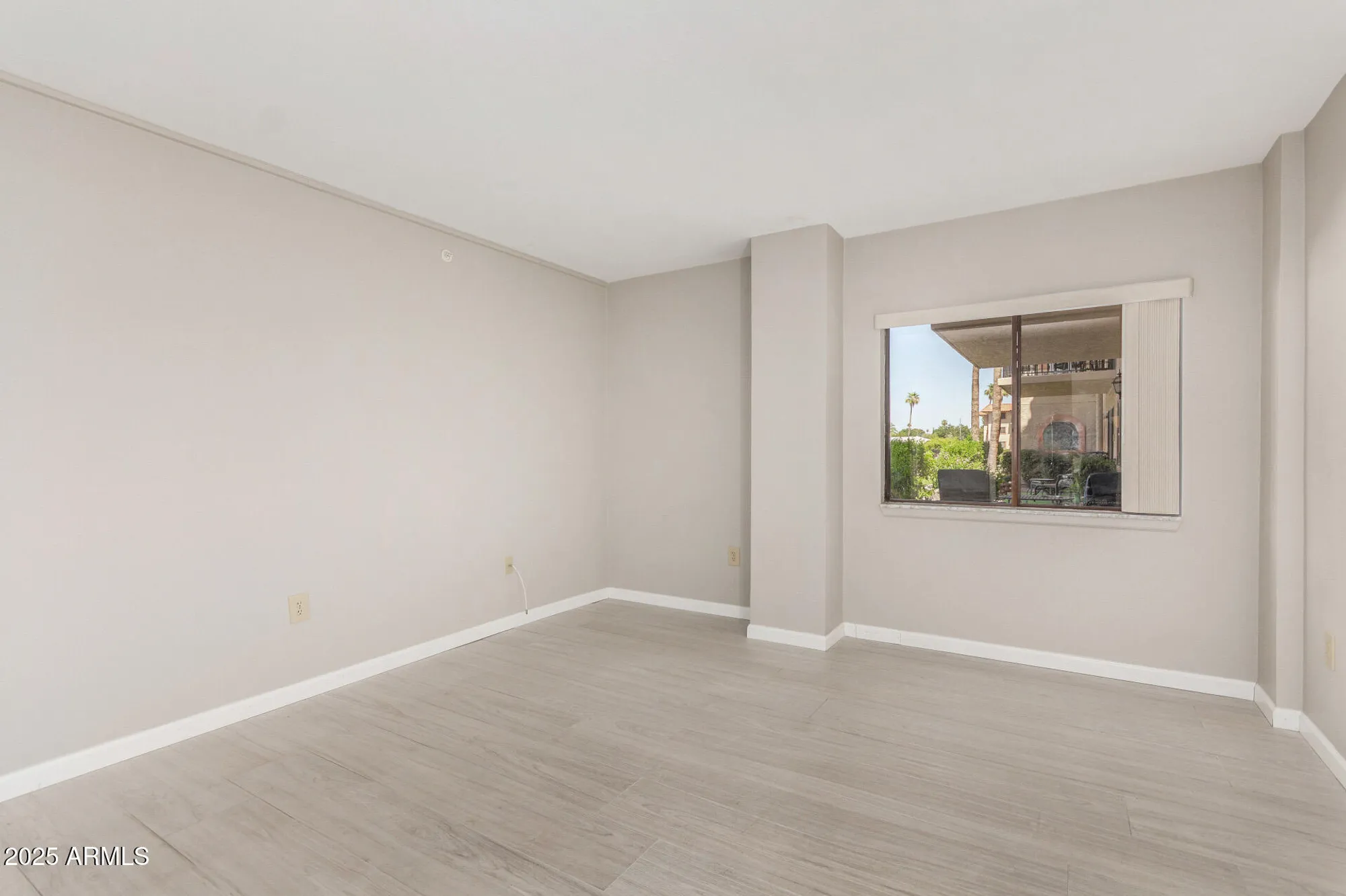 Property Slideshow image 15 of 24 | 10330 w thunderbird blvd b112, Sun City, AZ, 85351