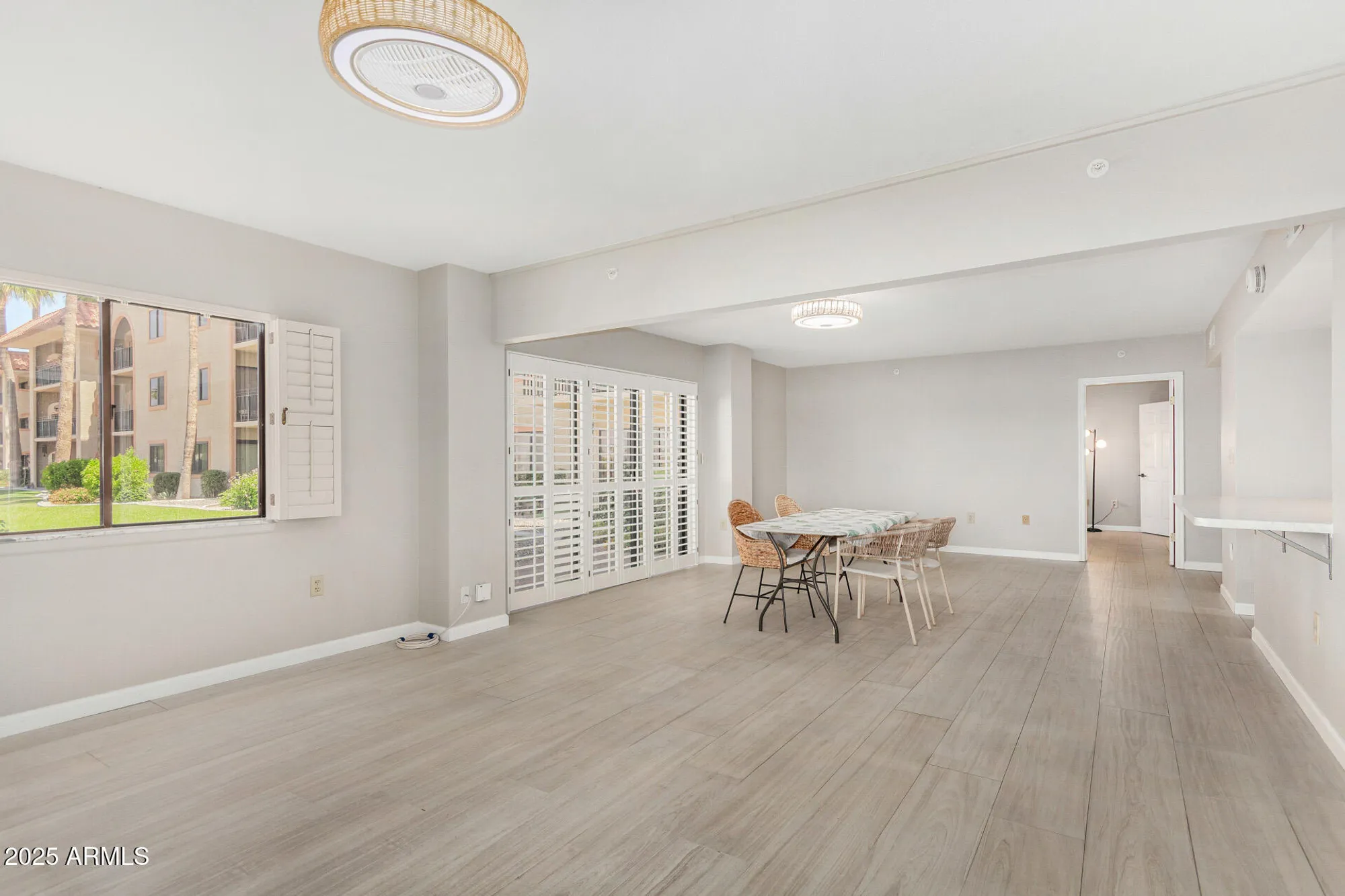 Property Slideshow image 7 of 24 | 10330 w thunderbird blvd b112, Sun City, AZ, 85351