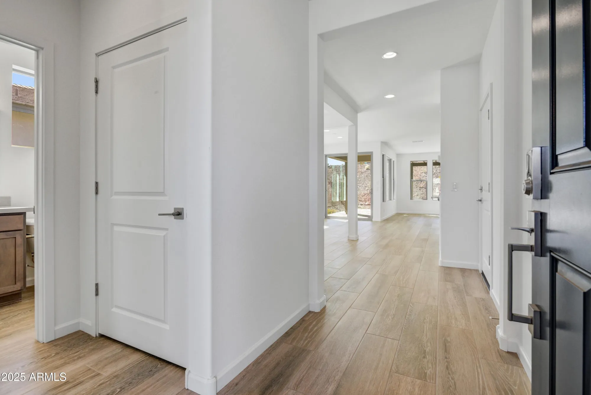 Property Slideshow image 3 of 27 | 4053 desert moon dr, Wickenburg, AZ, 85390