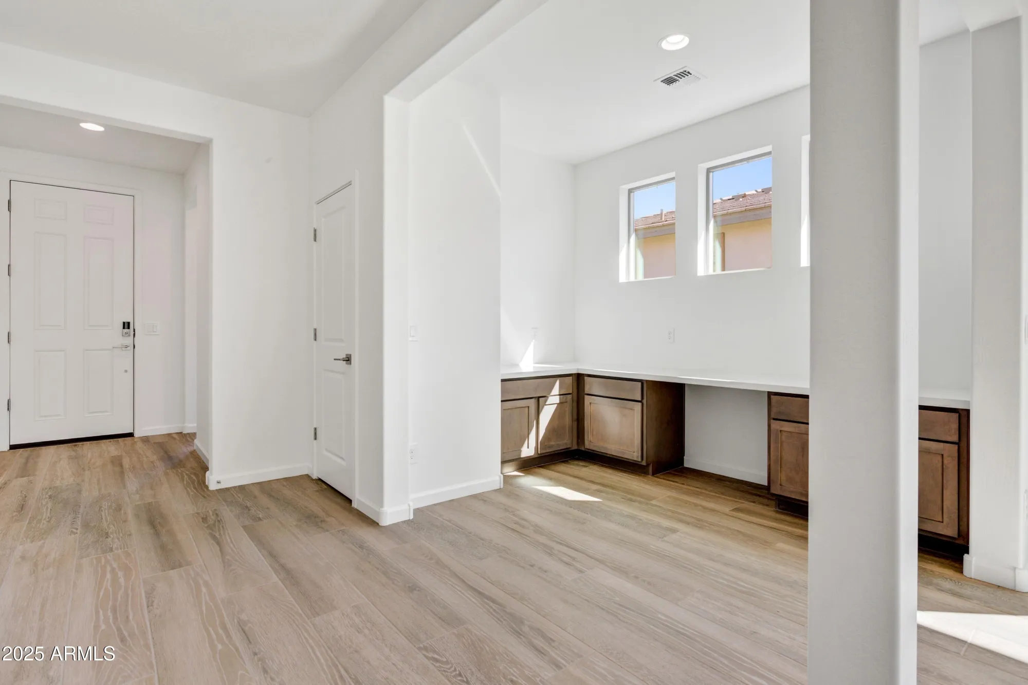 Property Slideshow image 4 of 27 | 4053 desert moon dr, Wickenburg, AZ, 85390