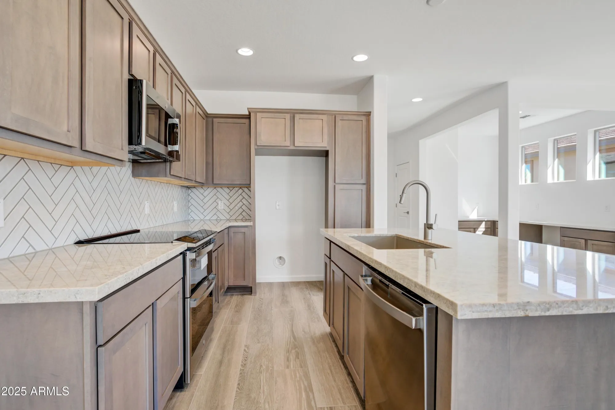 Property Slideshow image 10 of 27 | 4053 desert moon dr, Wickenburg, AZ, 85390