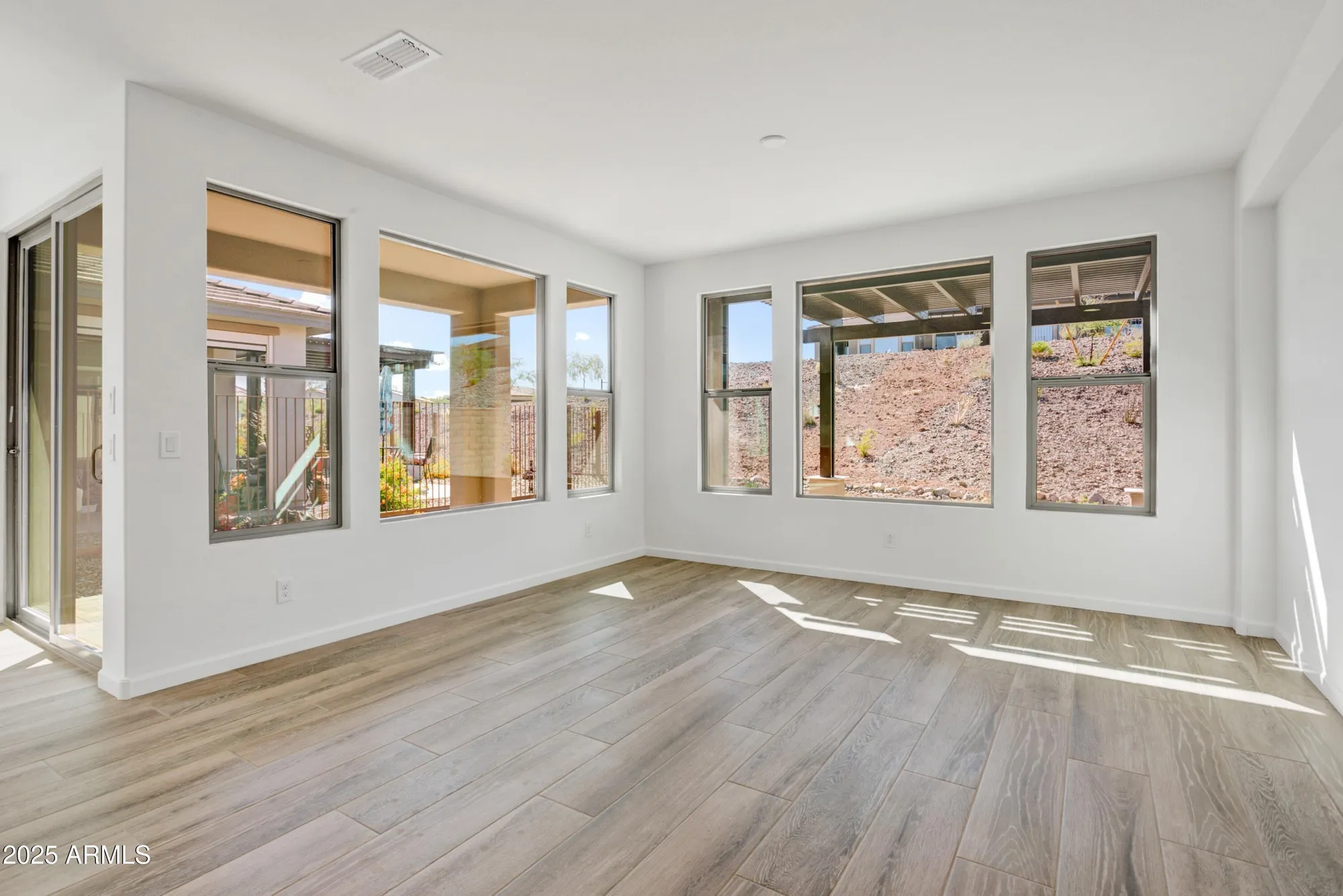 Property Slideshow image 14 of 27 | 4053 desert moon dr, Wickenburg, AZ, 85390