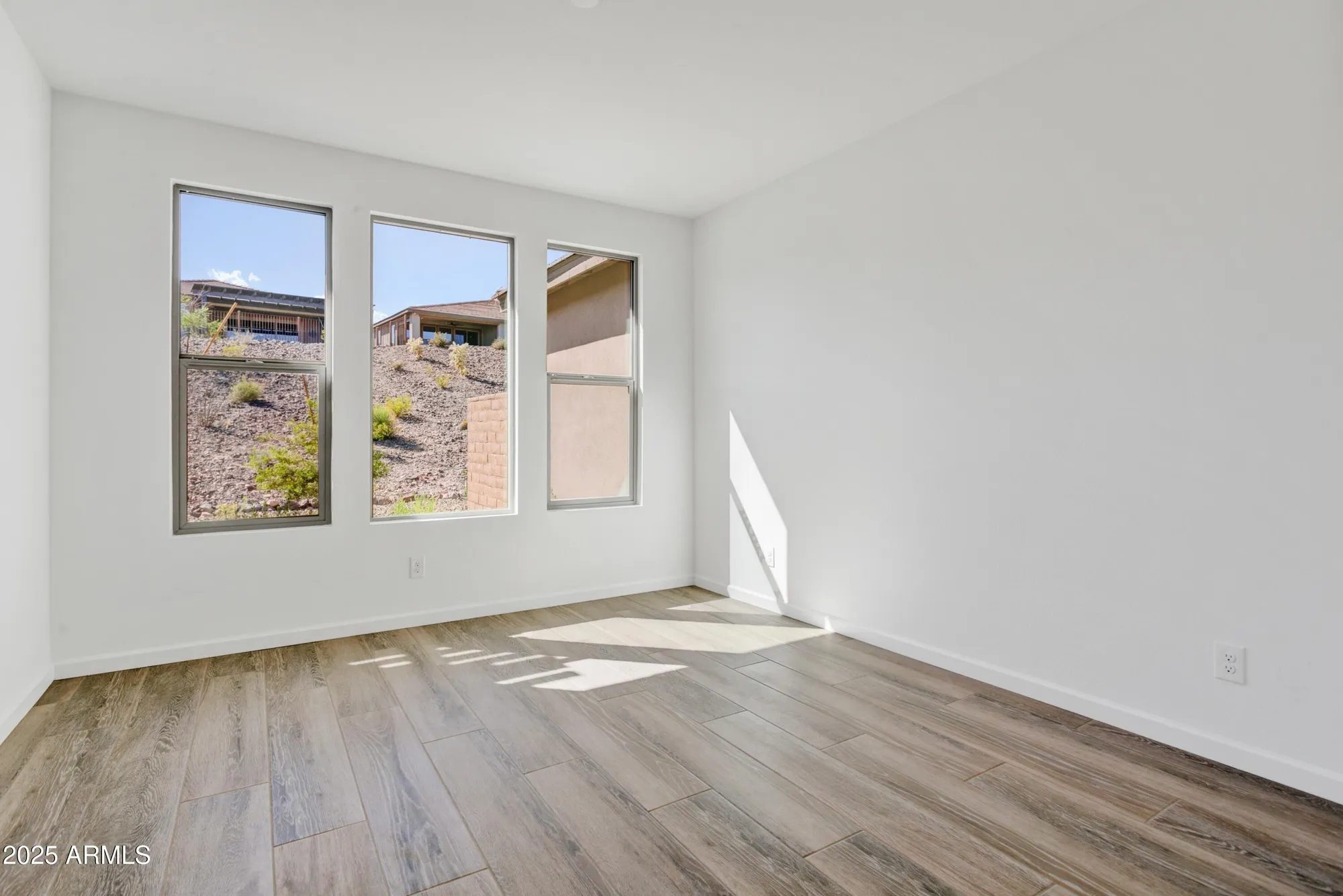 Property Slideshow image 16 of 27 | 4053 desert moon dr, Wickenburg, AZ, 85390