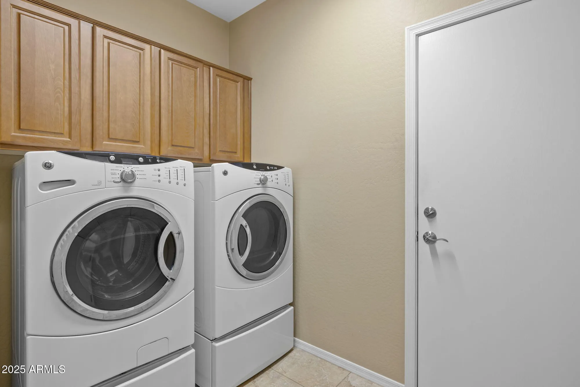 Property Slideshow image 20 of 32 | 12945 w yellow bird ln, Peoria, AZ, 85383