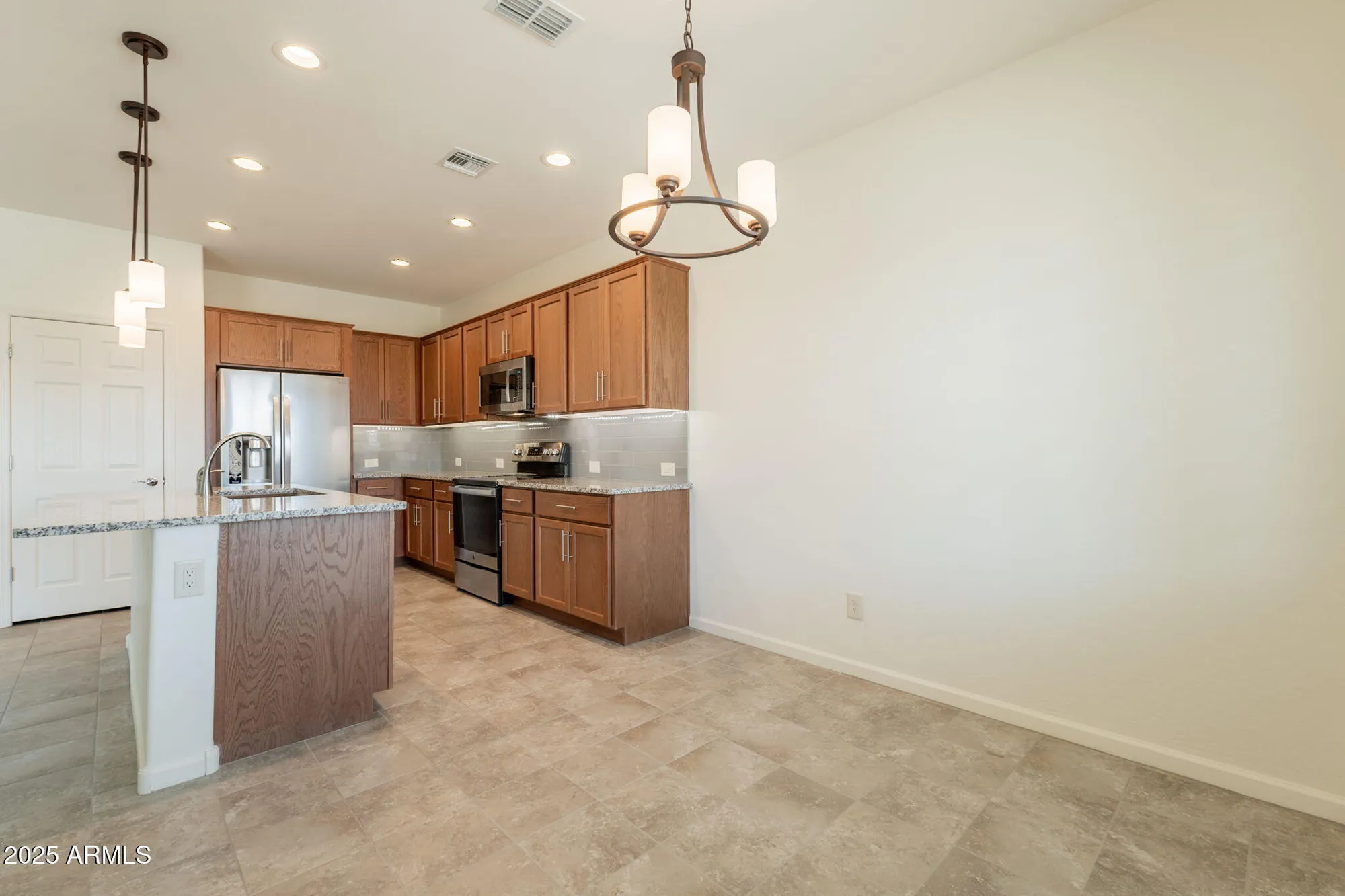 Property Slideshow image 13 of 50 | 4104 w spotted pony way, Eloy, AZ, 85131