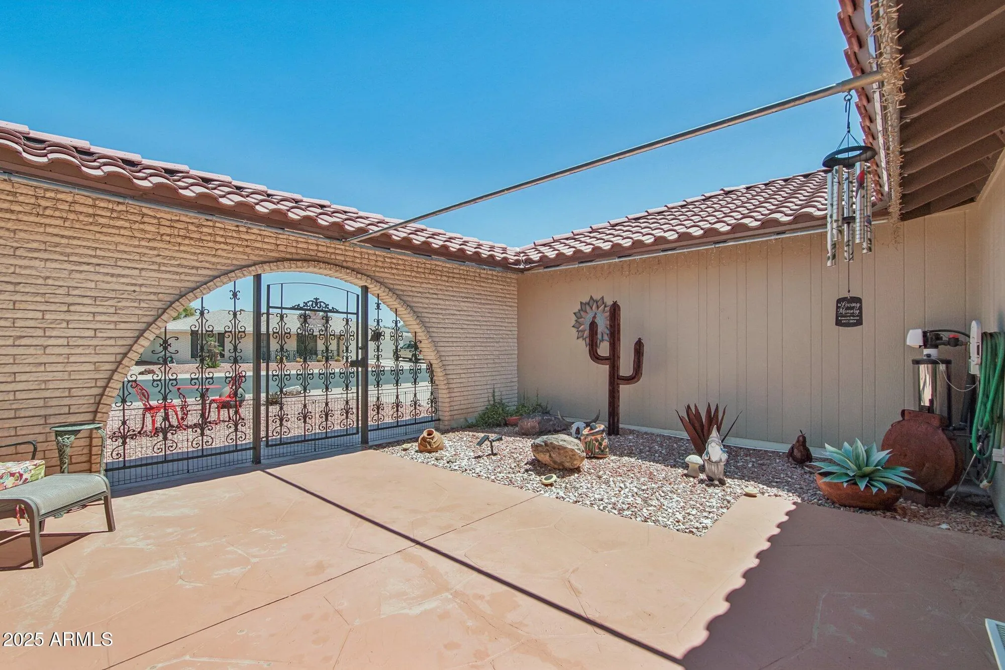 Property Slideshow image 3 of 37 | 10358 w cameo dr, Sun City, AZ, 85351