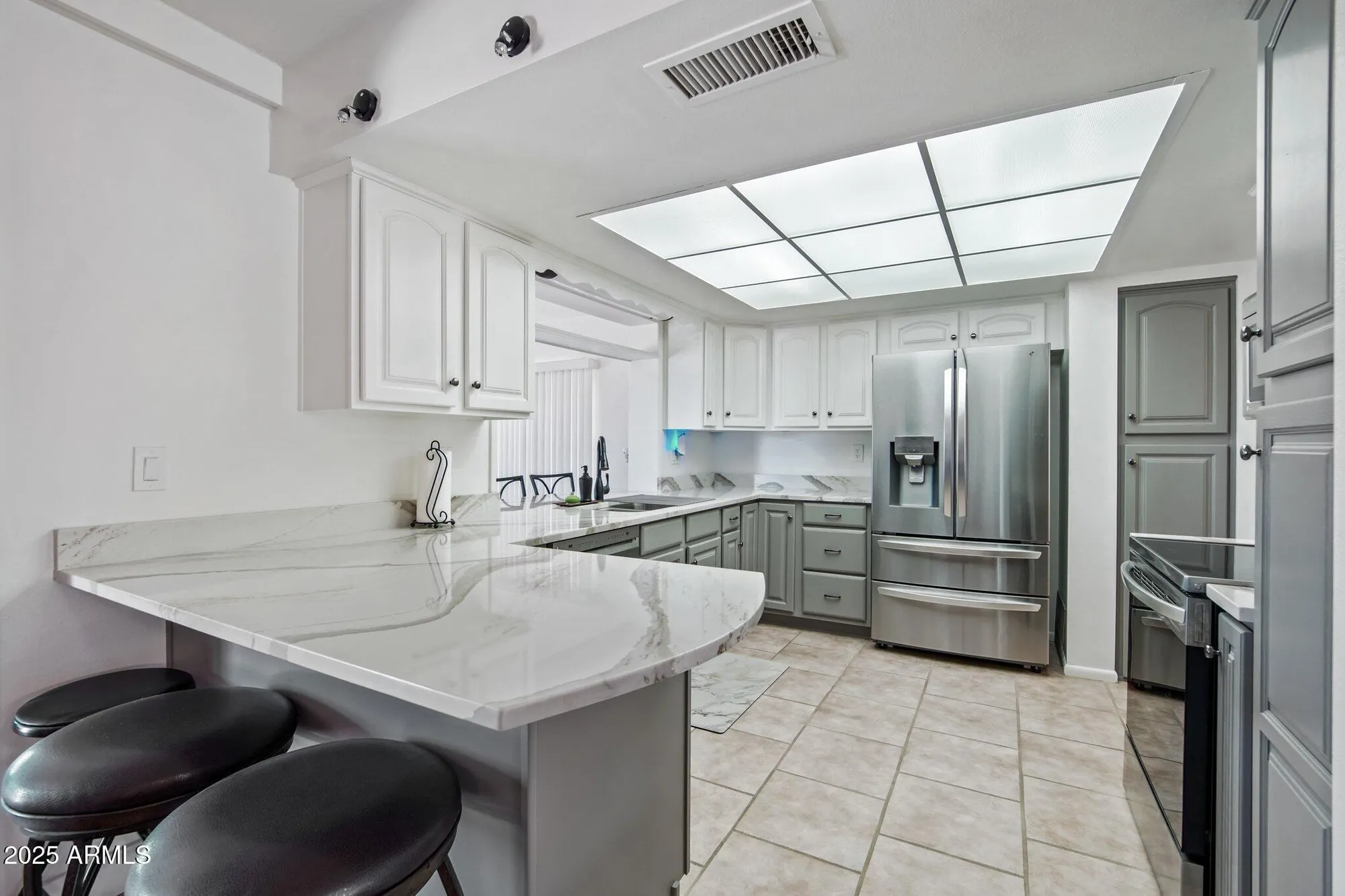 Property Slideshow image 17 of 37 | 10358 w cameo dr, Sun City, AZ, 85351