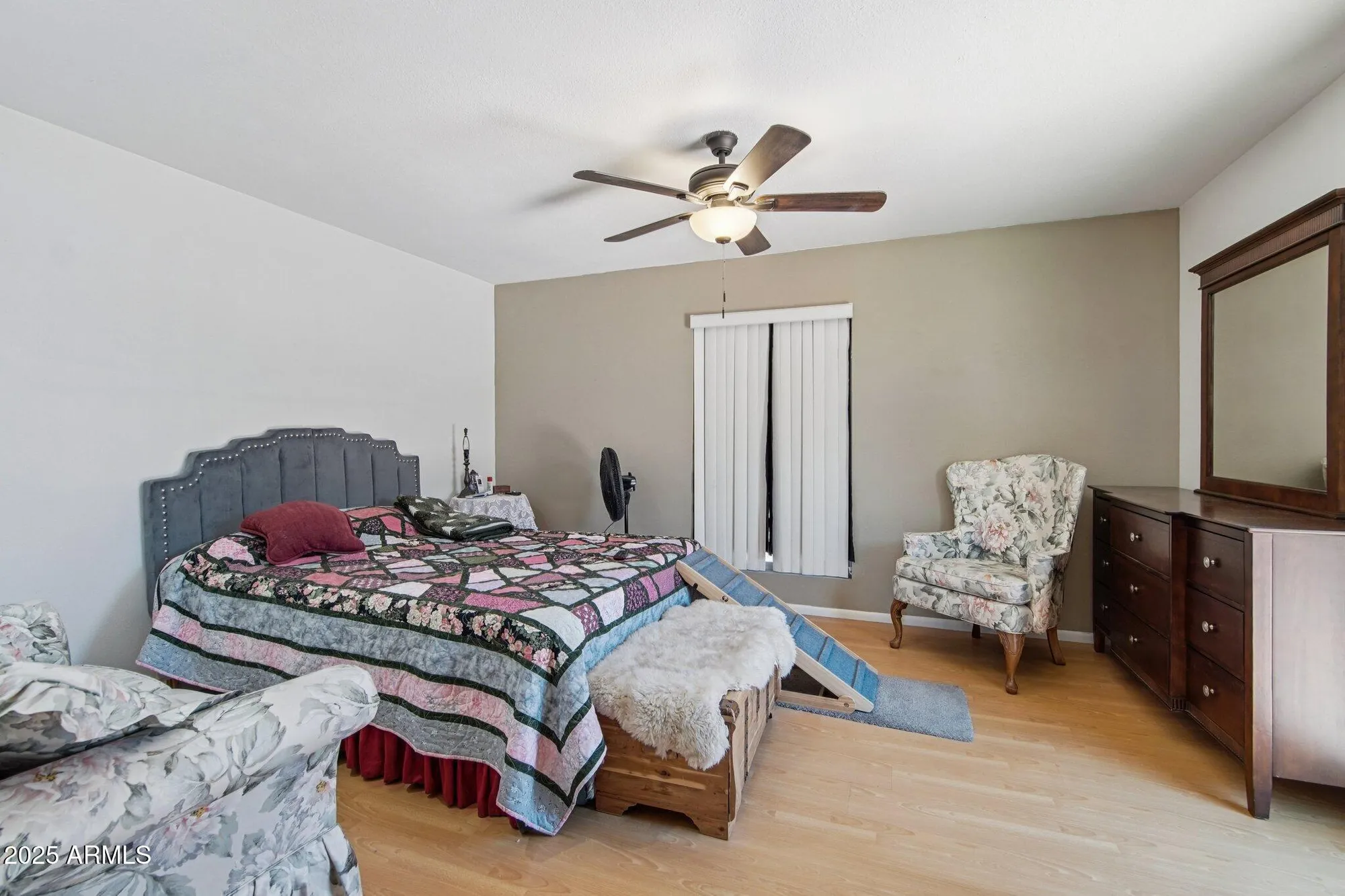 Property Slideshow image 23 of 37 | 10358 w cameo dr, Sun City, AZ, 85351