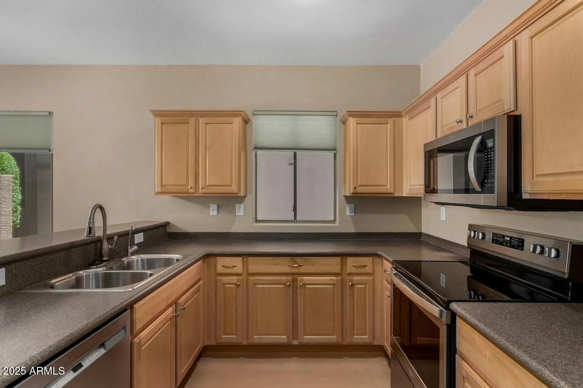 Property Slideshow image 7 of 24 | 1676 w owens way, Anthem, AZ, 85086