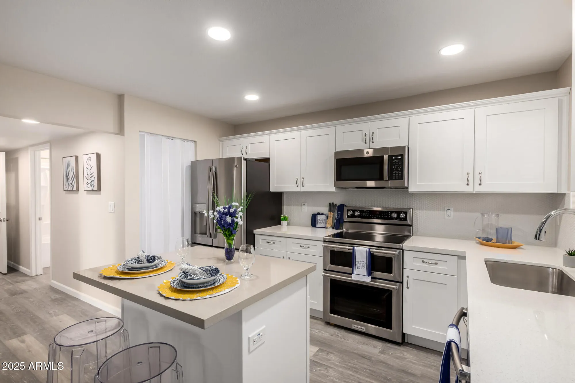 Property Slideshow image 3 of 19 | 10516 w peoria ave, Sun City, AZ, 85351