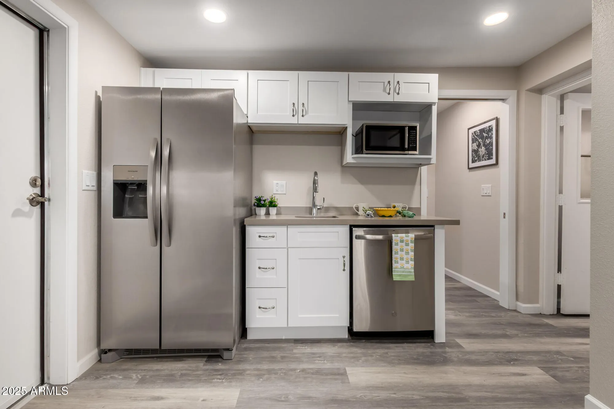 Property Slideshow image 9 of 19 | 10516 w peoria ave, Sun City, AZ, 85351