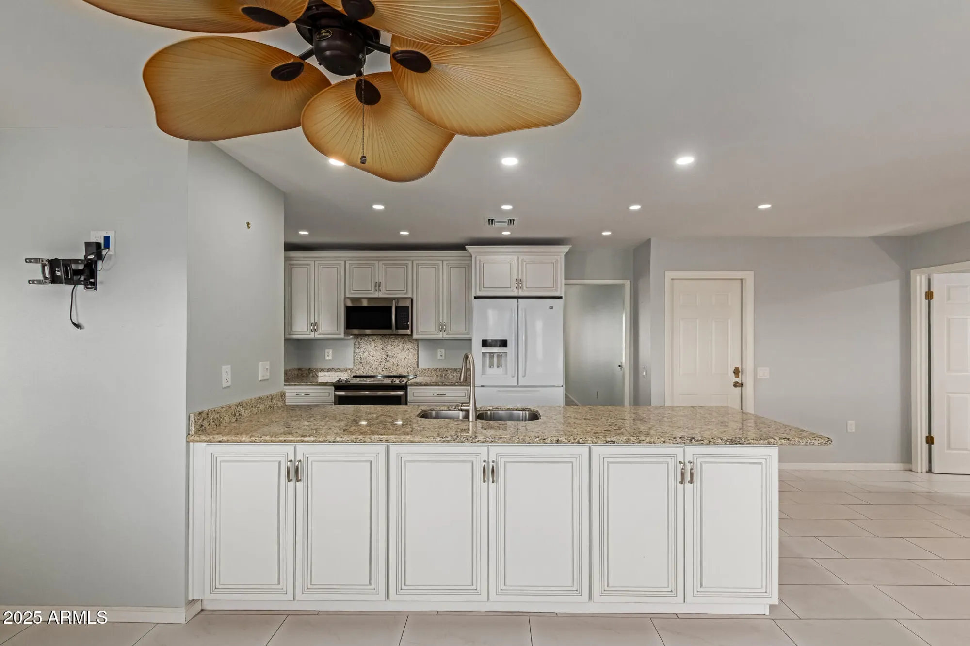 Property Slideshow image 11 of 48 | 12402 w ginger dr, Sun City West, AZ, 85375