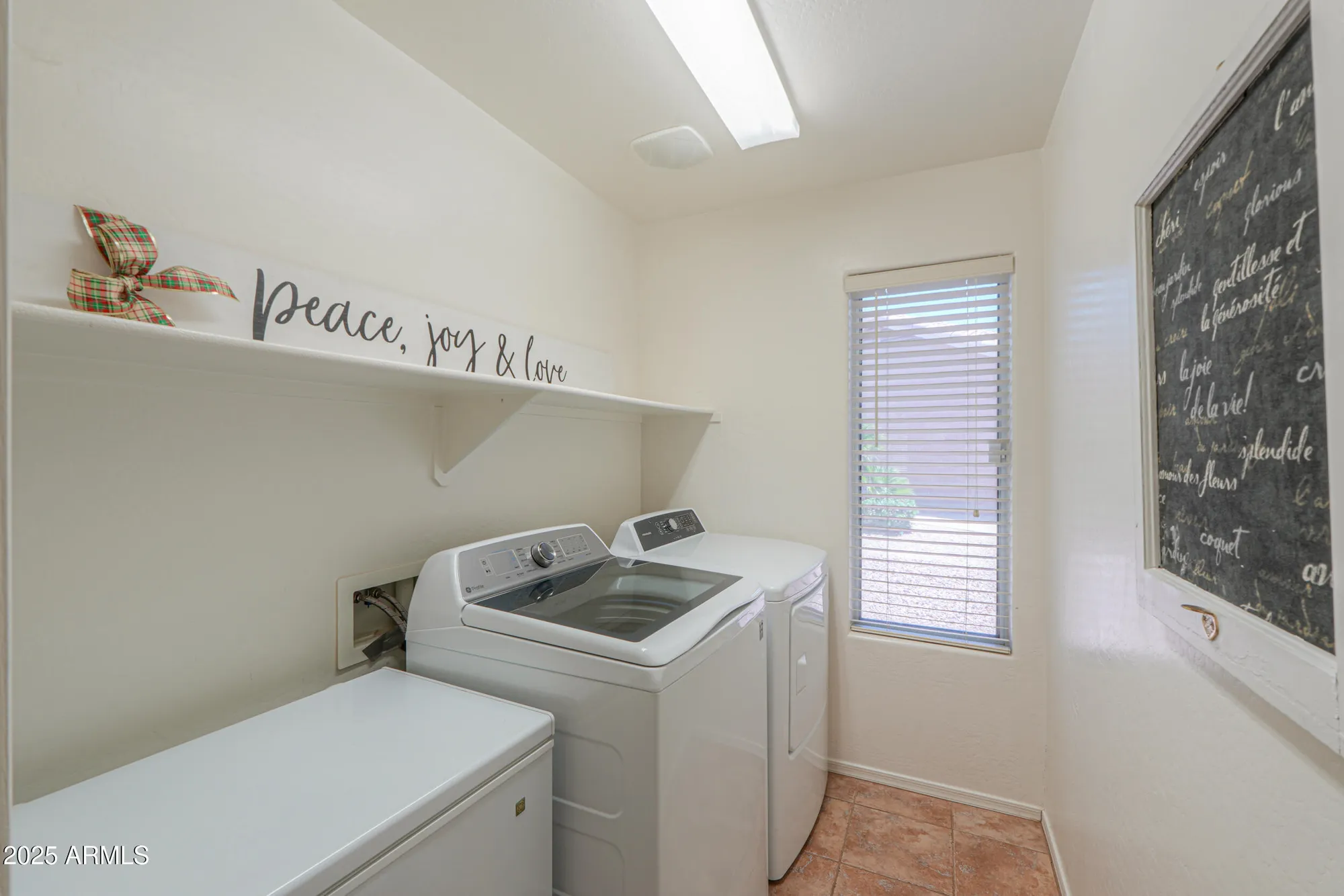 Property Slideshow image 16 of 30 | 103 s birdie way, Casa Grande, AZ, 85194