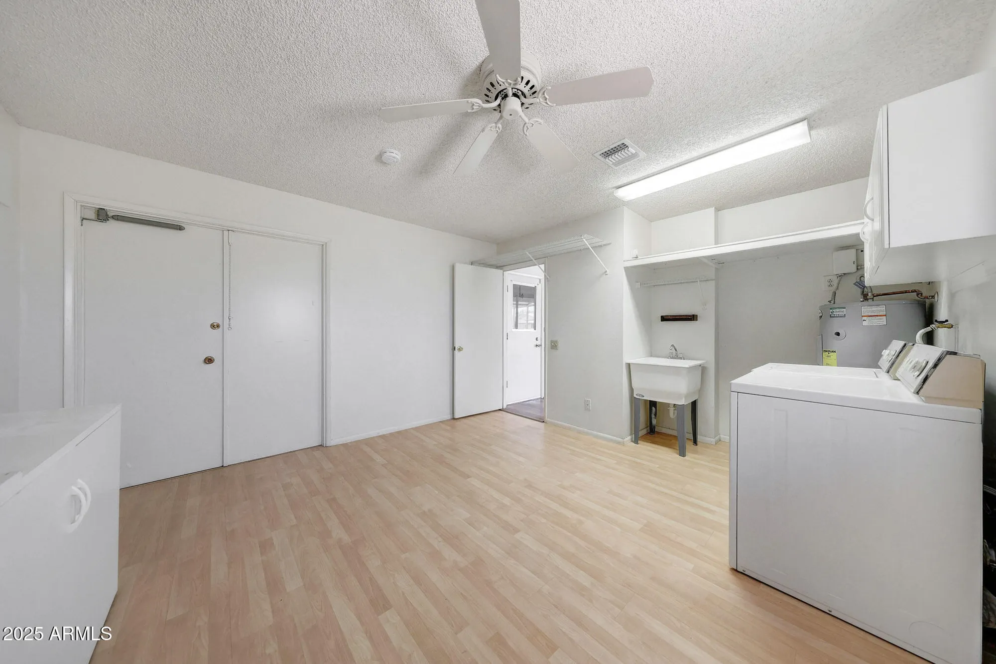 Property Slideshow image 27 of 31 | 9715 w wrangler dr, Sun City, AZ, 85373