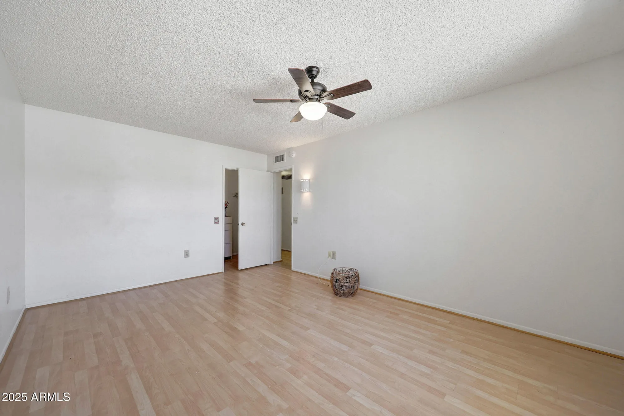 Property Slideshow image 28 of 31 | 9715 w wrangler dr, Sun City, AZ, 85373