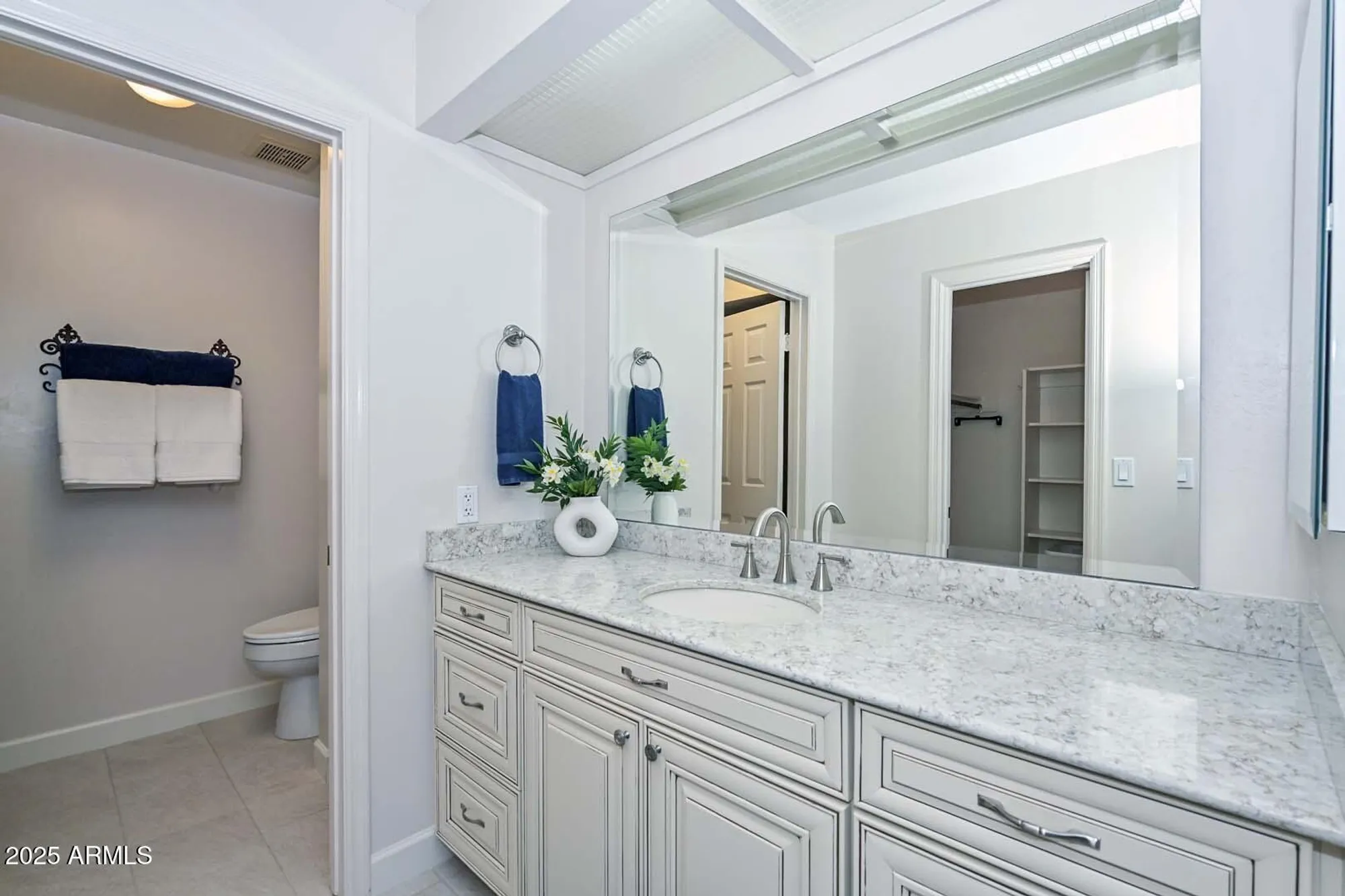 Property Slideshow image 14 of 33 | 19120 n 98th ln, Peoria, AZ, 85382