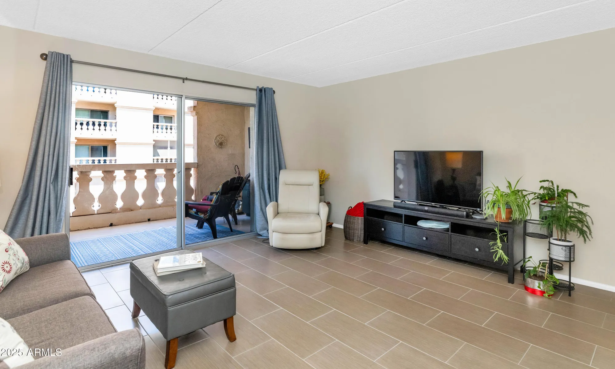 Property Slideshow image 2 of 28 | 7960 e camelback rd unit 409, Scottsdale, AZ, 85251