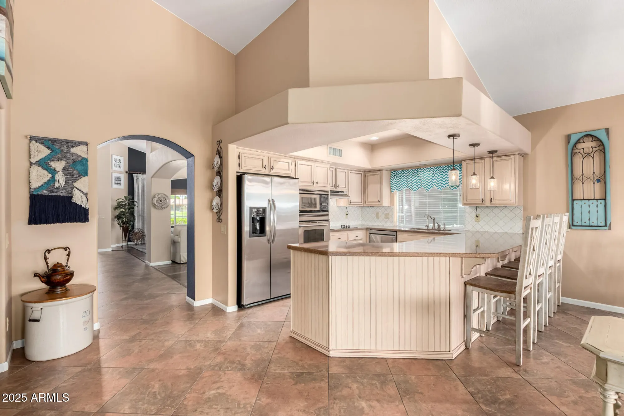 Property Slideshow image 13 of 65 | 10709 e champagne dr, Sun Lakes, AZ, 85248