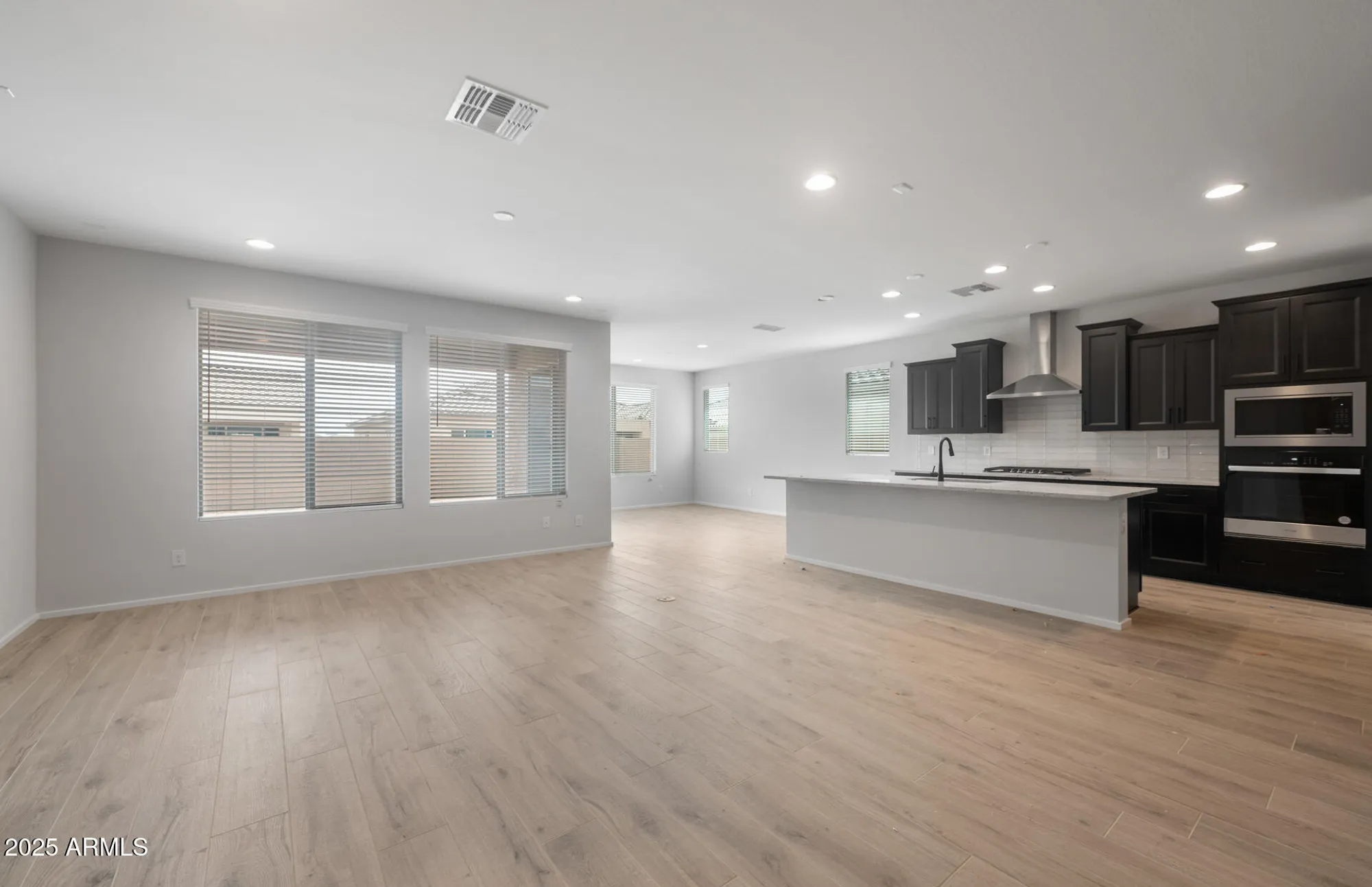 Property Slideshow image 6 of 36 | 7723 w cactus wren way, Florence, AZ, 85132