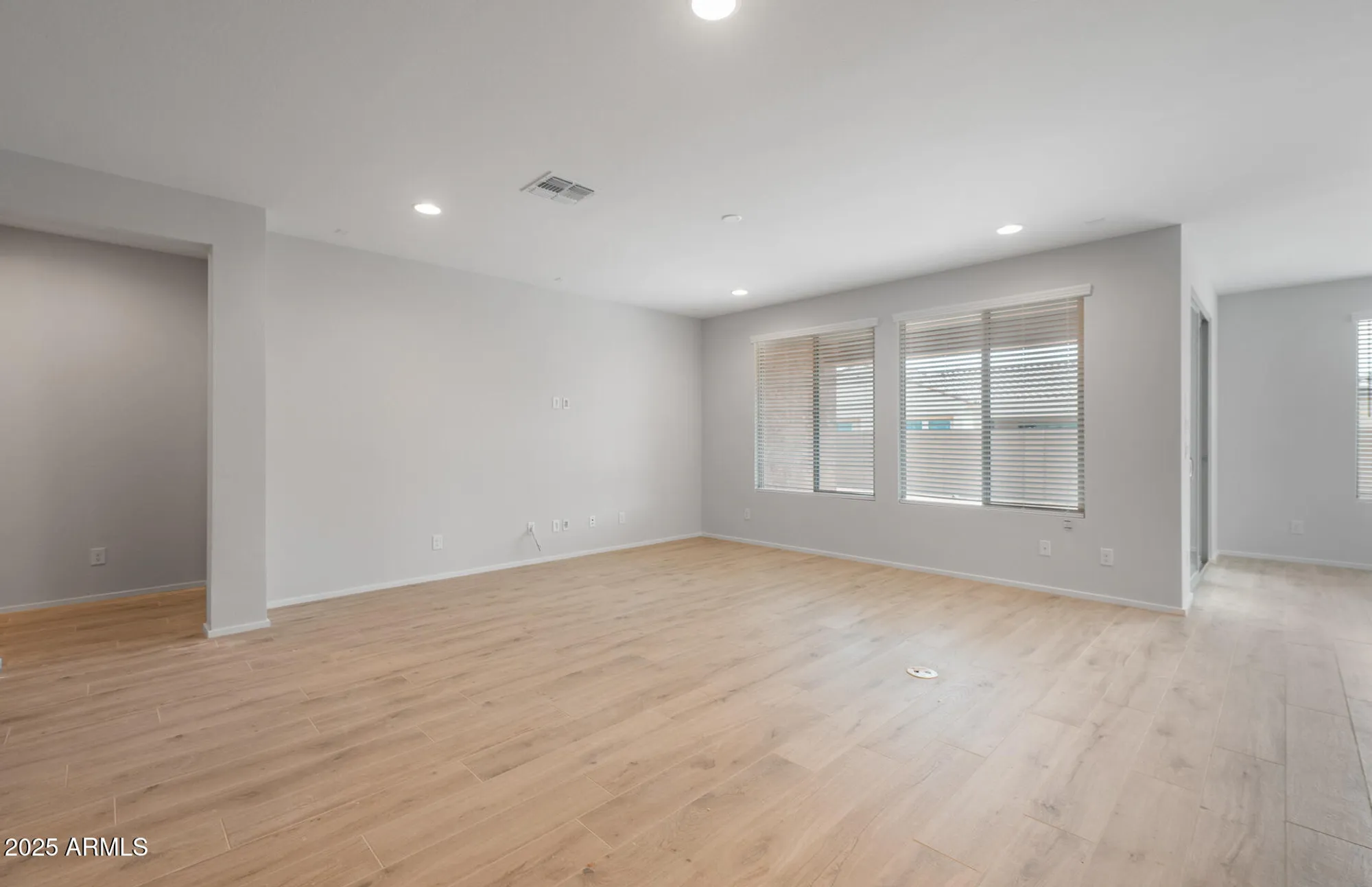 Property Slideshow image 7 of 36 | 7723 w cactus wren way, Florence, AZ, 85132