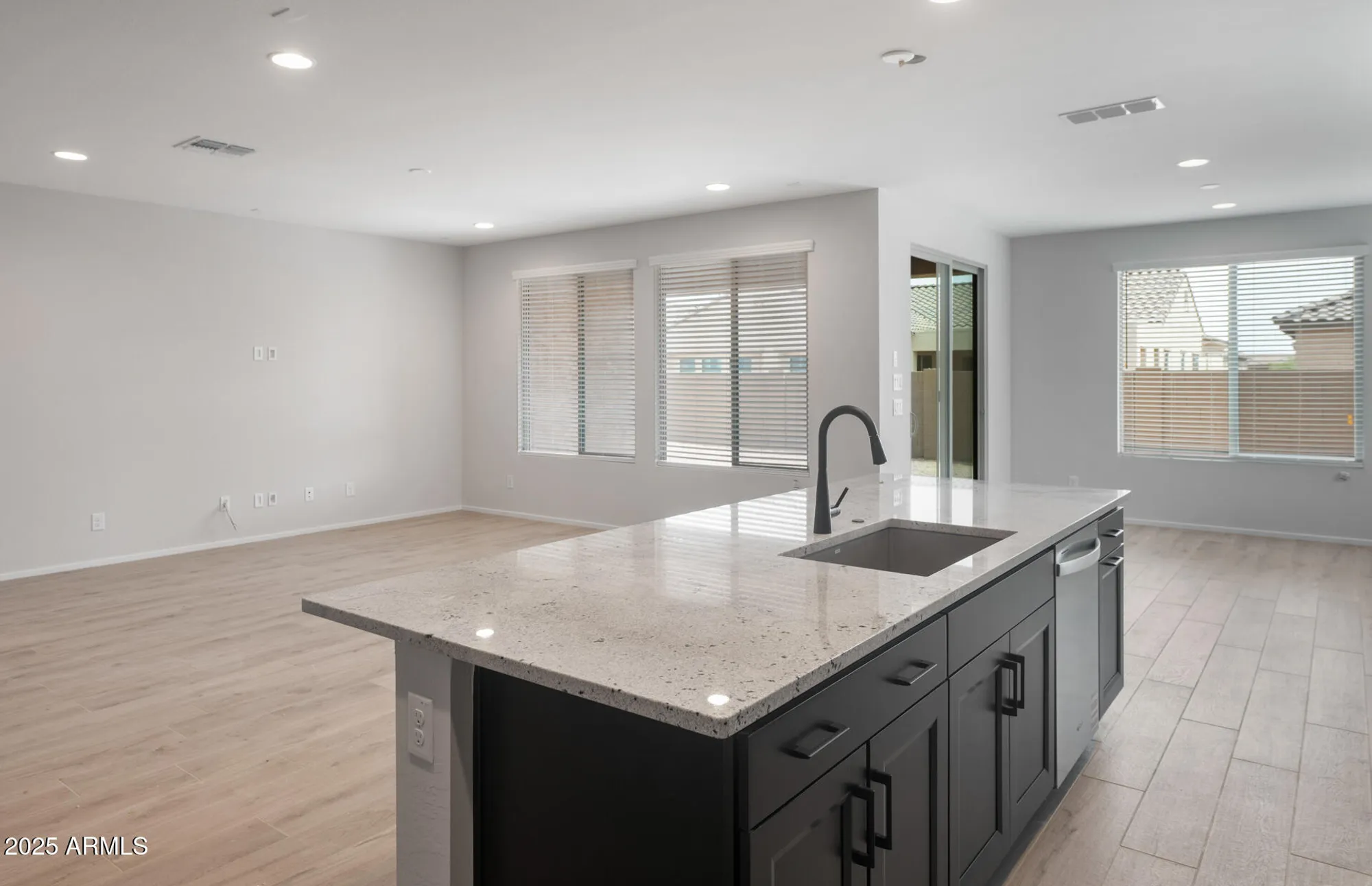 Property Slideshow image 14 of 36 | 7723 w cactus wren way, Florence, AZ, 85132