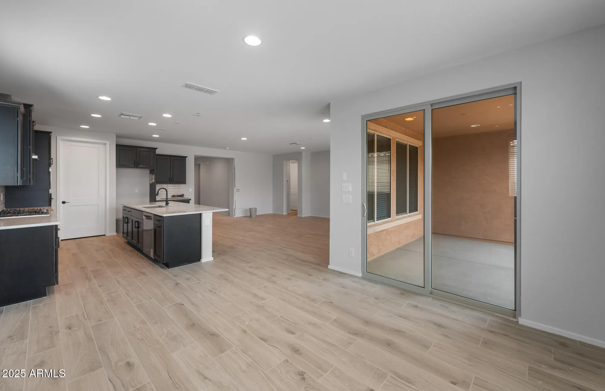 Property Slideshow image 16 of 36 | 7723 w cactus wren way, Florence, AZ, 85132