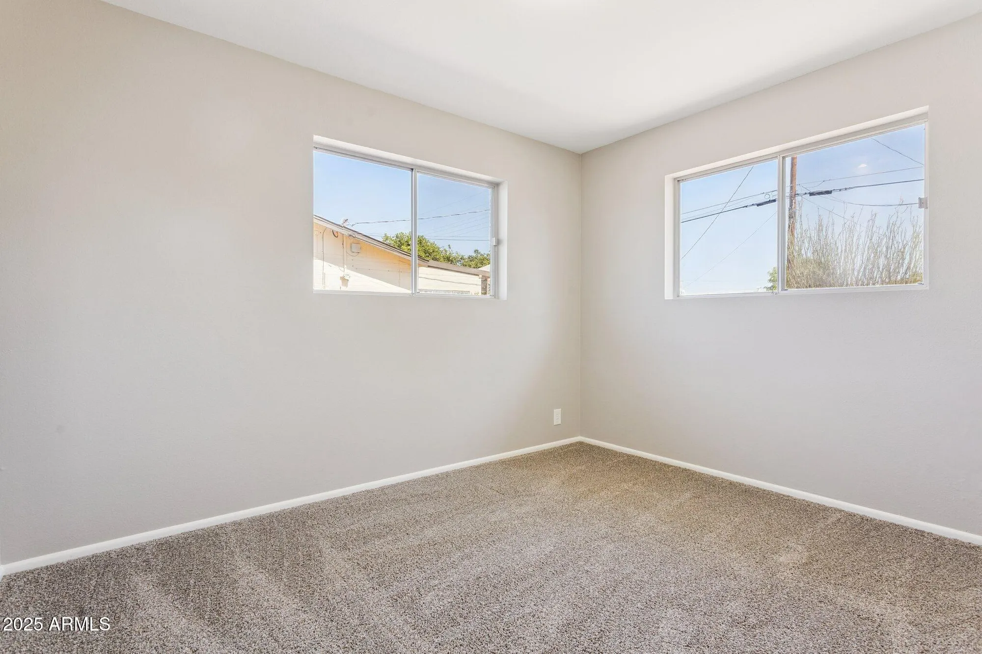 Property Slideshow image 16 of 32 | 5455 e baltimore st, Mesa, AZ, 85205