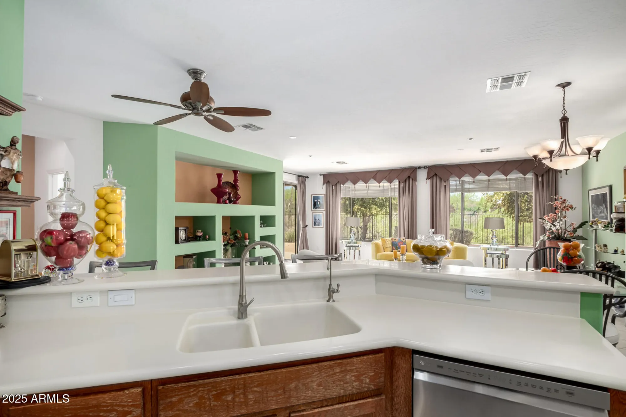 Property Slideshow image 10 of 44 | 41227 n rolling green way, Anthem, AZ, 85086