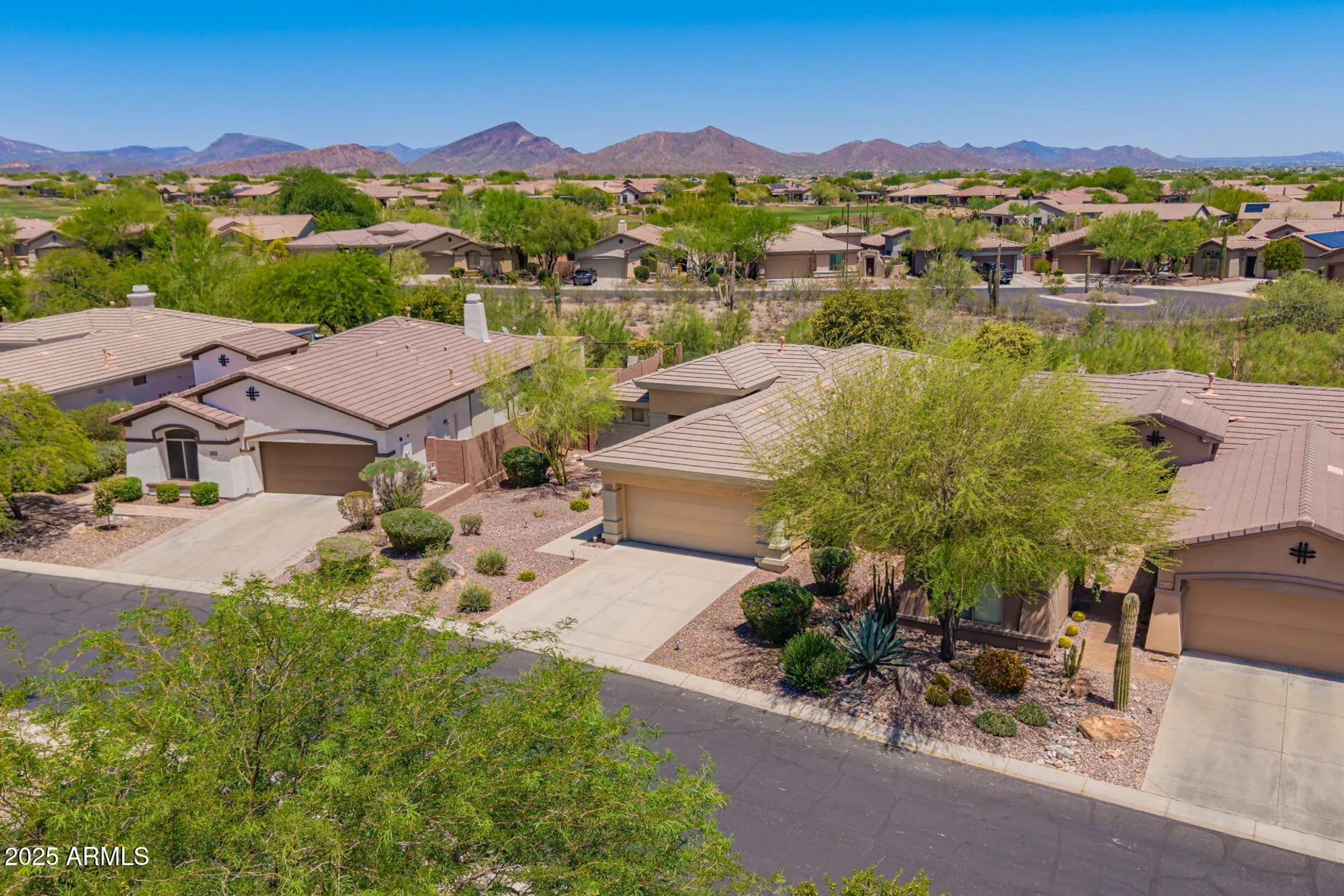 Property Slideshow image 1 of 44 | 41227 n rolling green way, Anthem, AZ, 85086