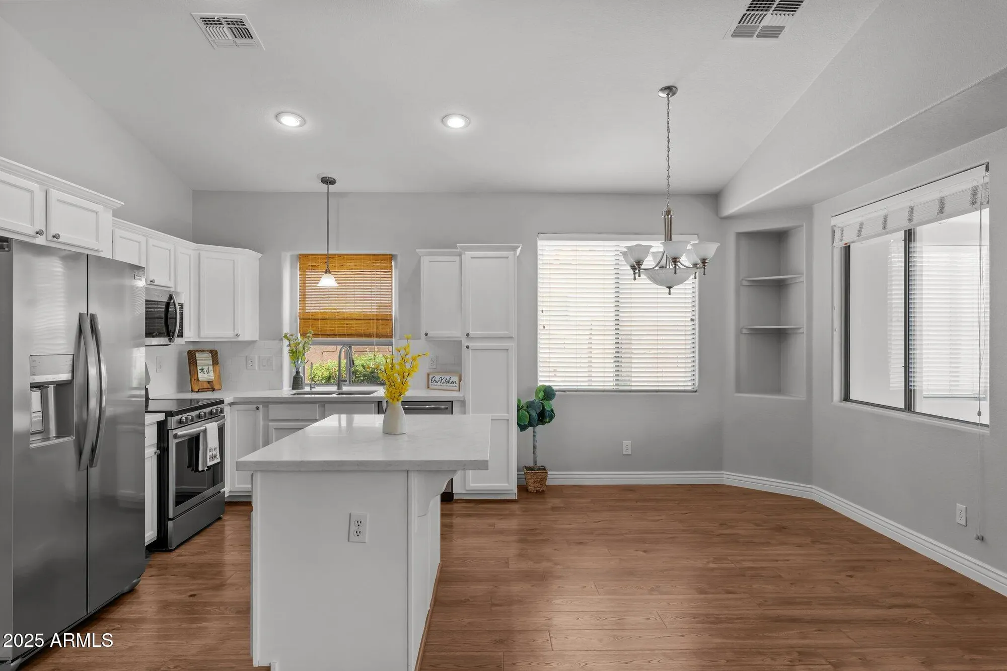 Property Slideshow image 6 of 31 | 18119 w spencer dr, Surprise, AZ, 85374