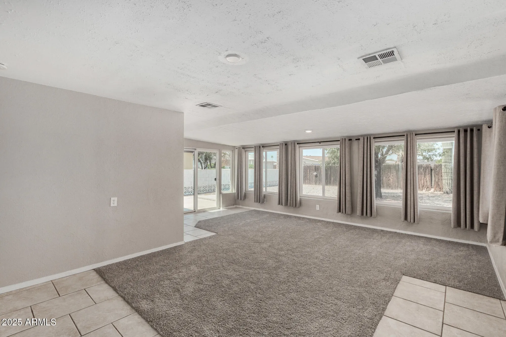 Property Slideshow image 13 of 28 | 10216 n 110th ave, Sun City, AZ, 85351