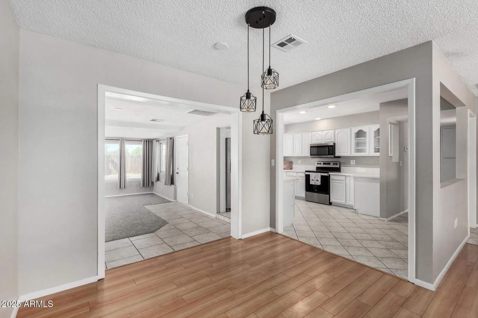 Property Slideshow image 9 of 28 | 10216 n 110th ave, Sun City, AZ, 85351