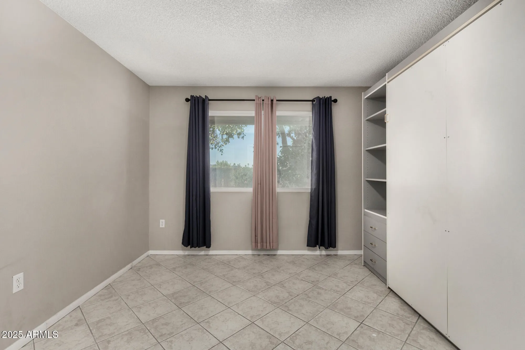 Property Slideshow image 19 of 28 | 10216 n 110th ave, Sun City, AZ, 85351