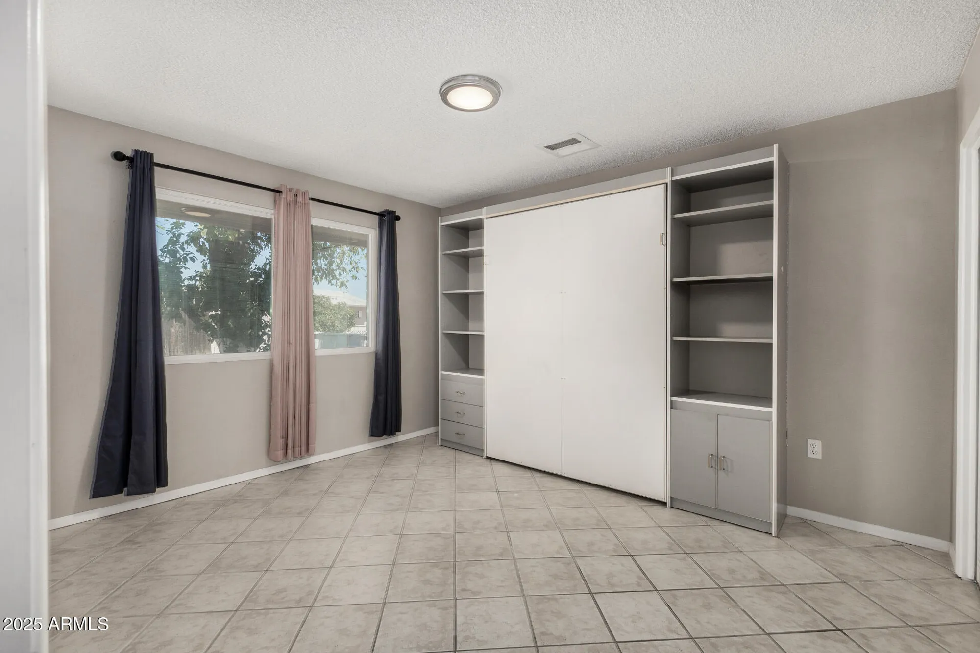 Property Slideshow image 20 of 28 | 10216 n 110th ave, Sun City, AZ, 85351