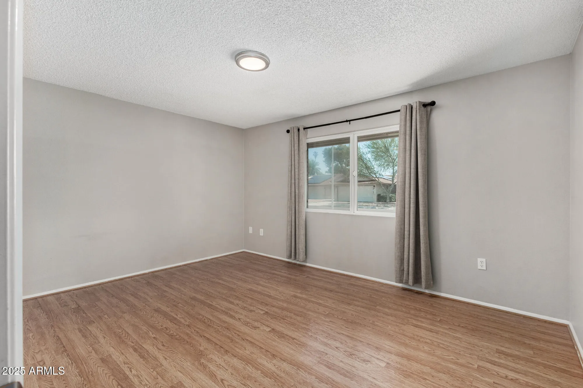 Property Slideshow image 17 of 28 | 10216 n 110th ave, Sun City, AZ, 85351