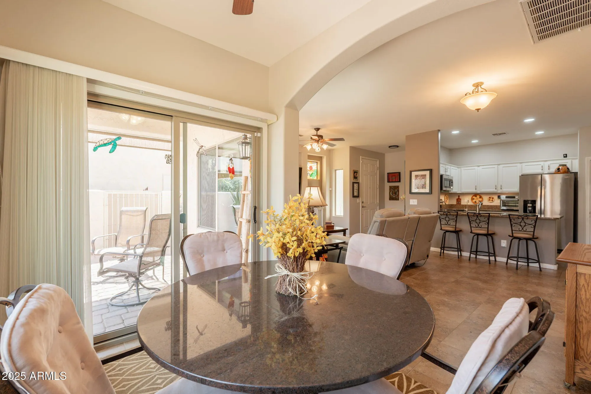 Property Slideshow image 7 of 35 | 1552 e manor dr, Casa Grande, AZ, 85122